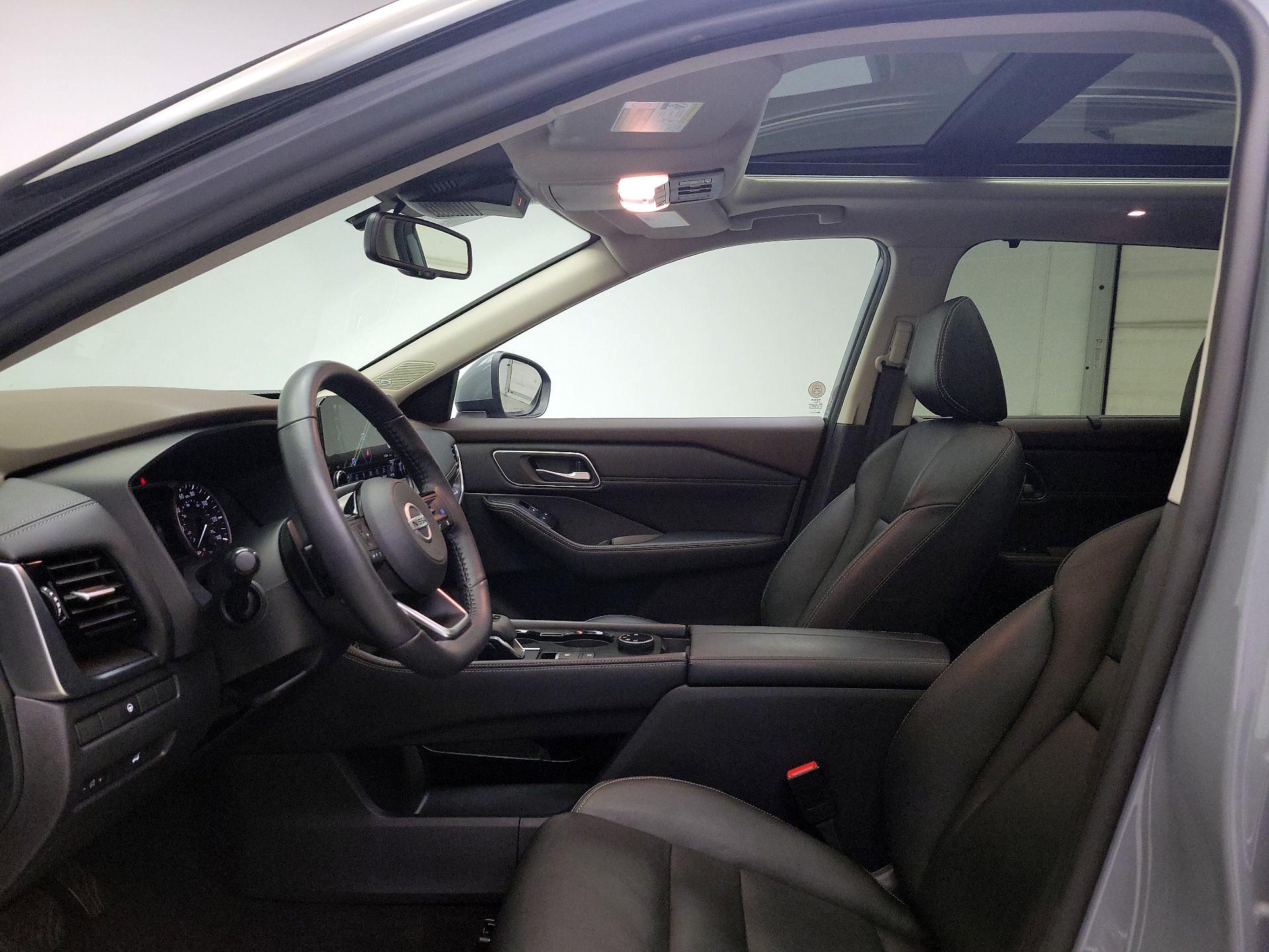 Thumbnail: 2021 Nissan Rogue - 20