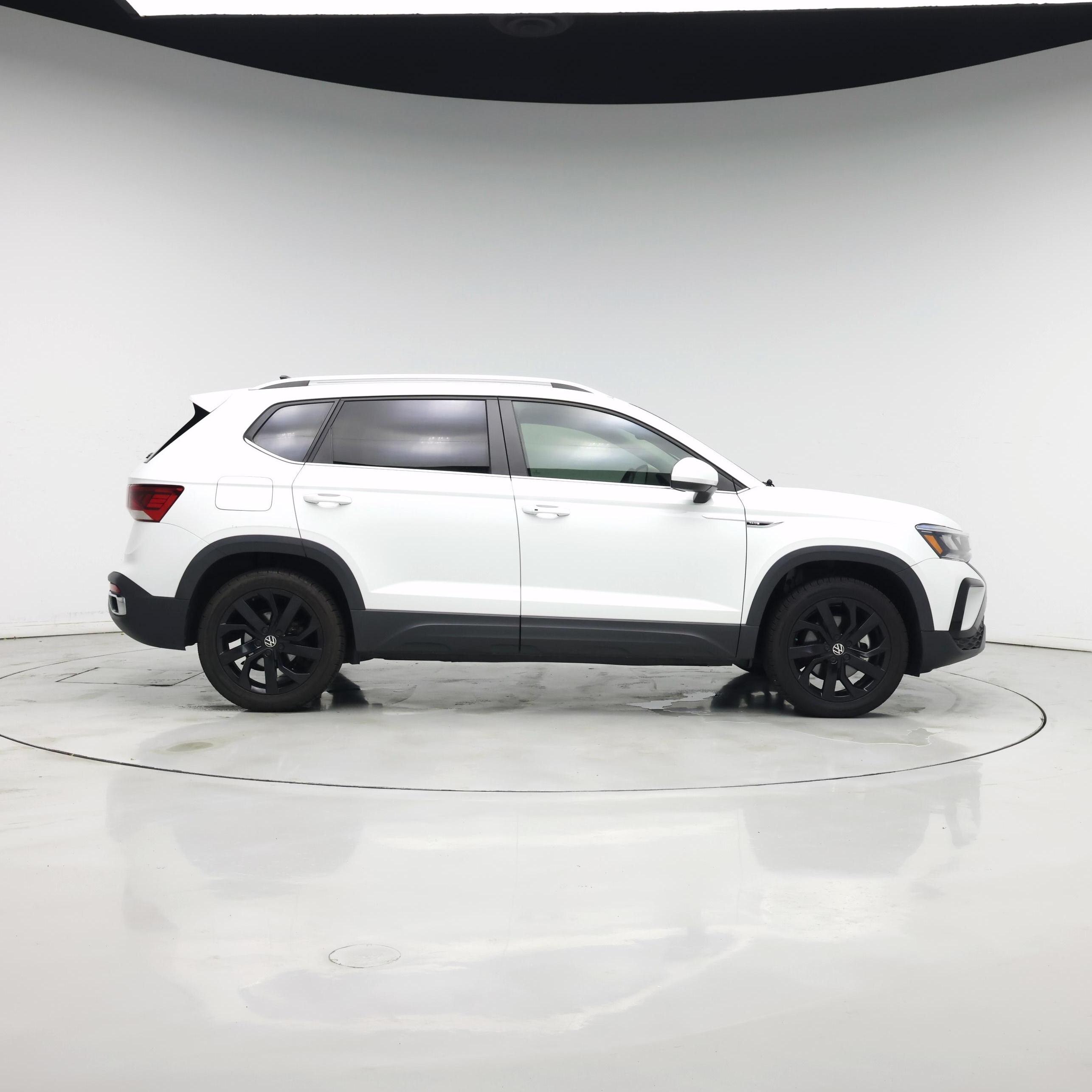 Thumbnail: 2022 Volkswagen Taos - 7