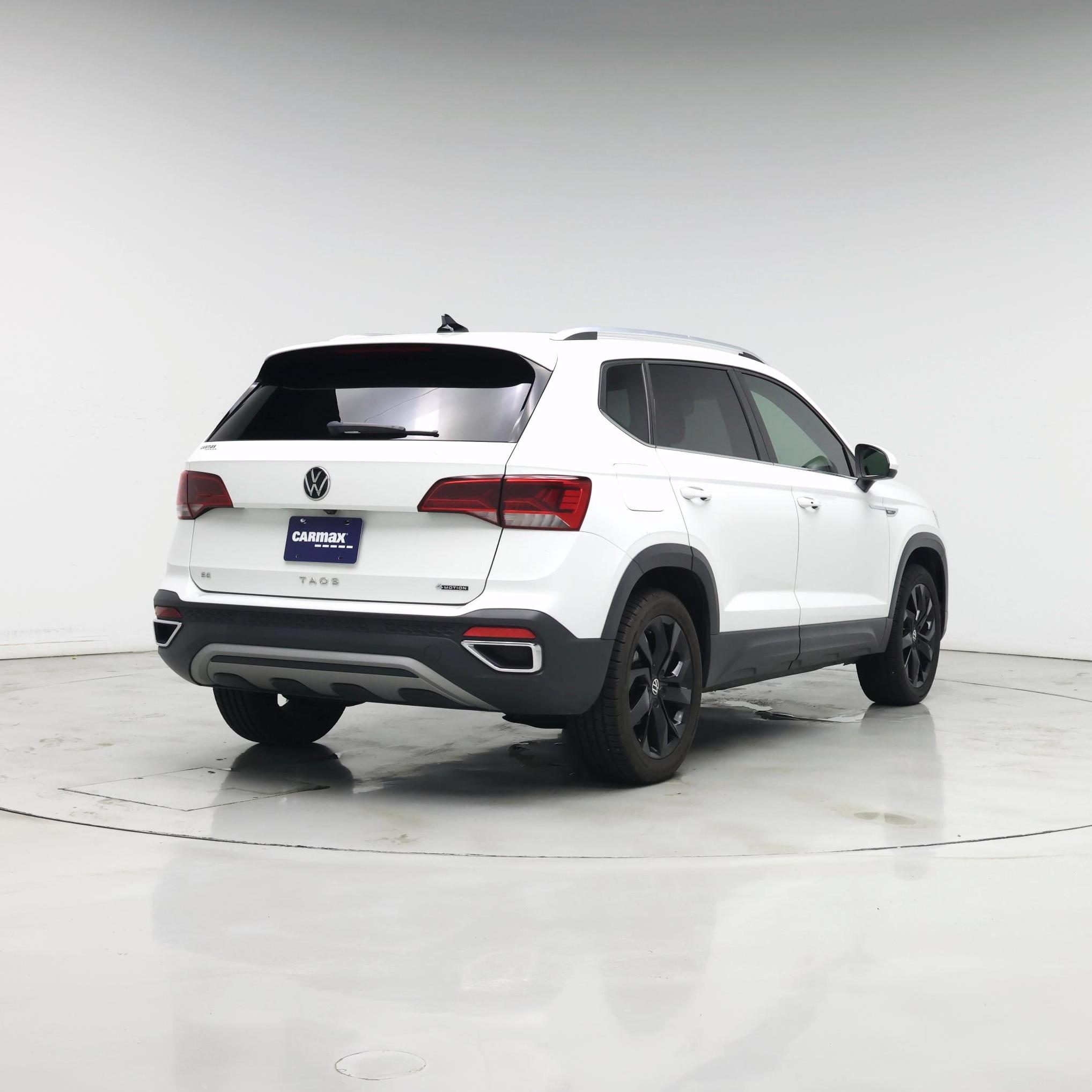 Thumbnail: 2022 Volkswagen Taos - 8