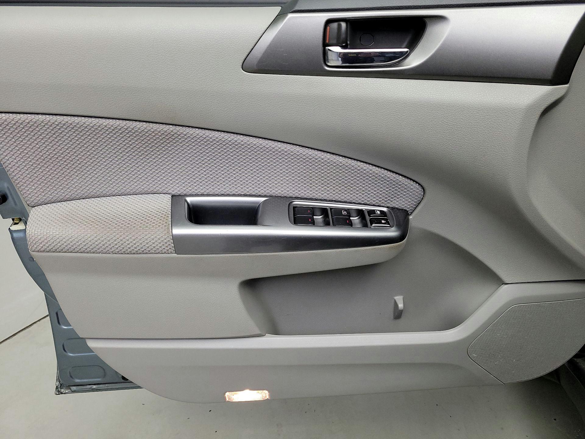 Thumbnail: 2013 Subaru Forester - 12