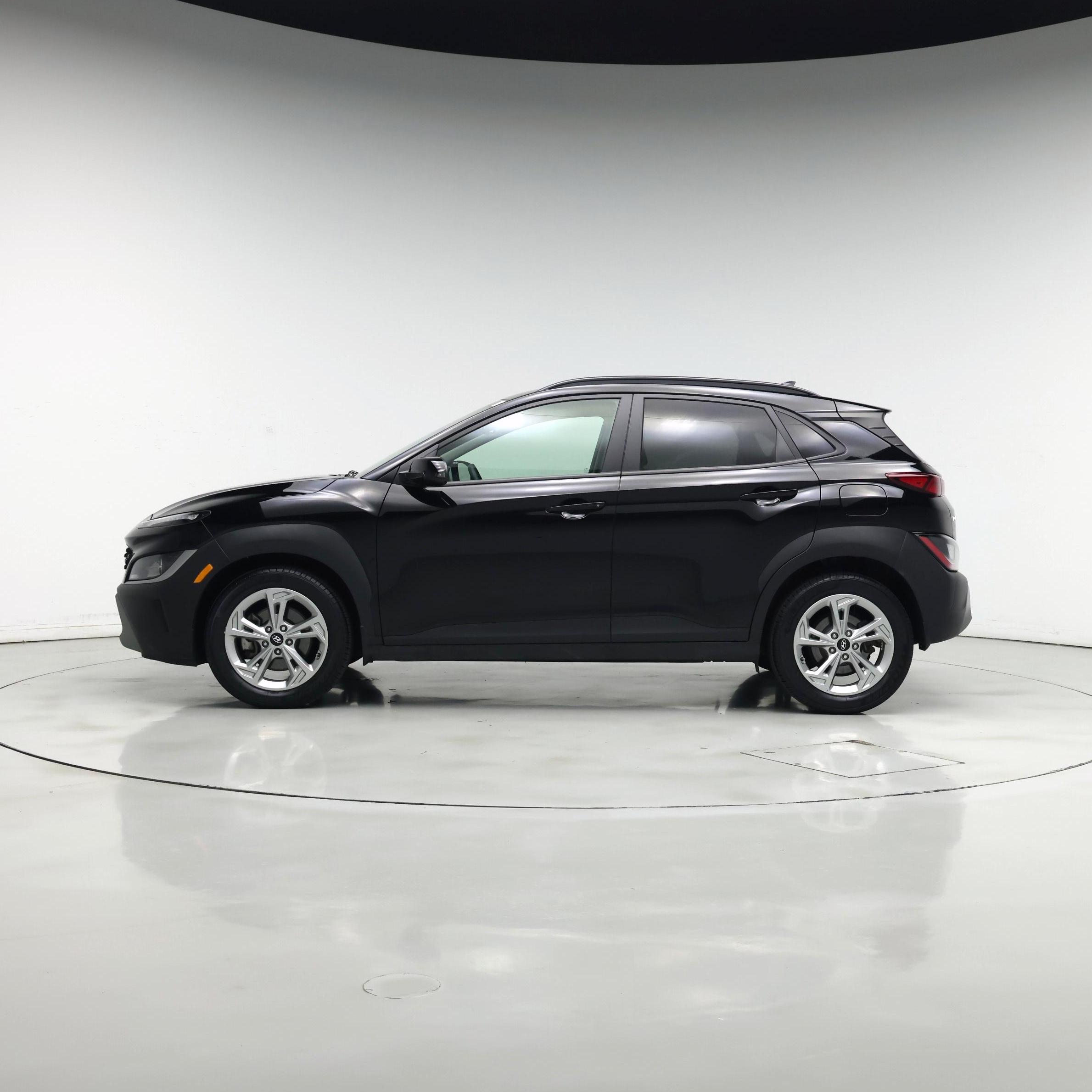 Thumbnail: 2022 Hyundai Kona - 3