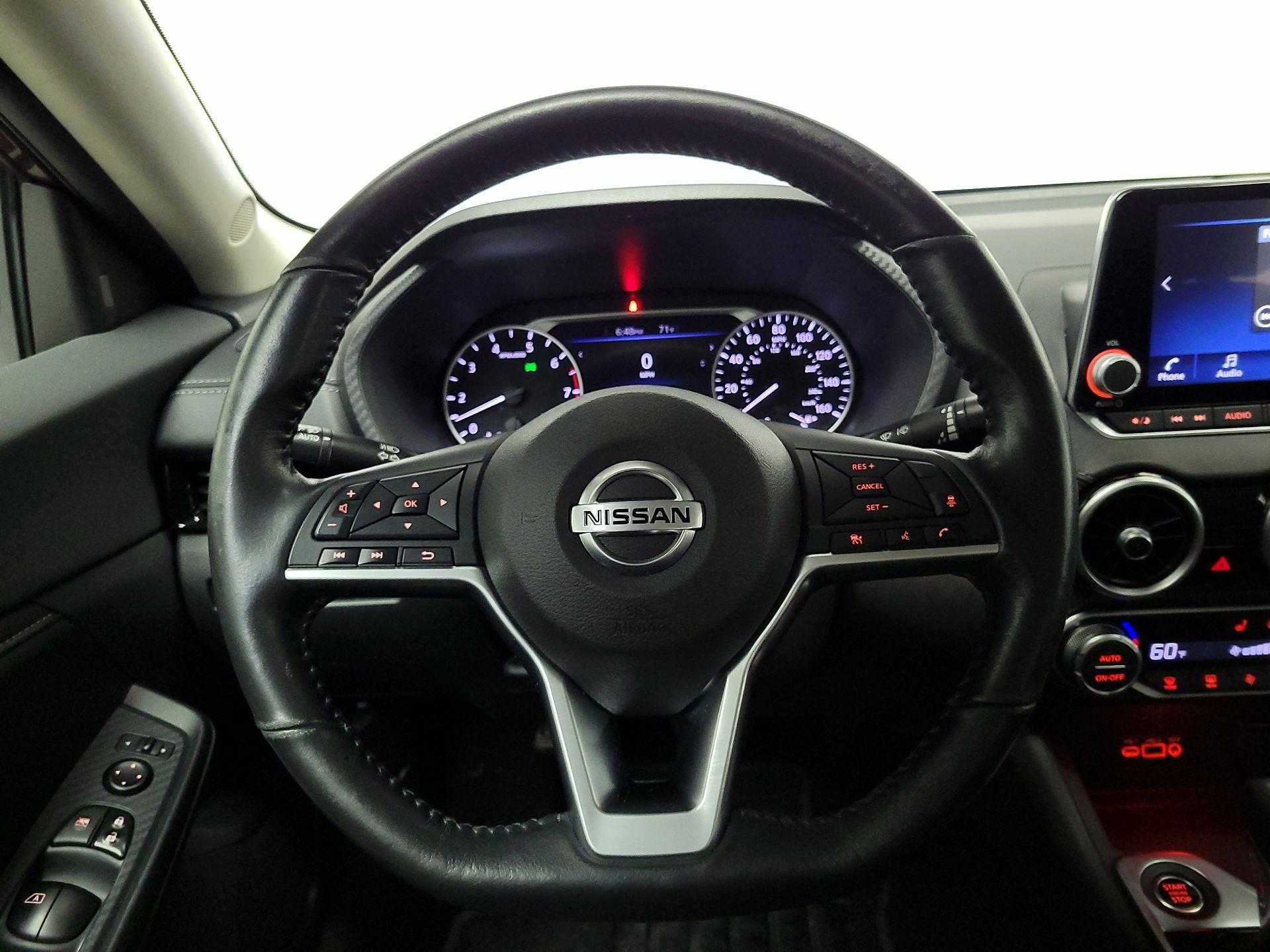 Thumbnail: 2022 Nissan Sentra - 10