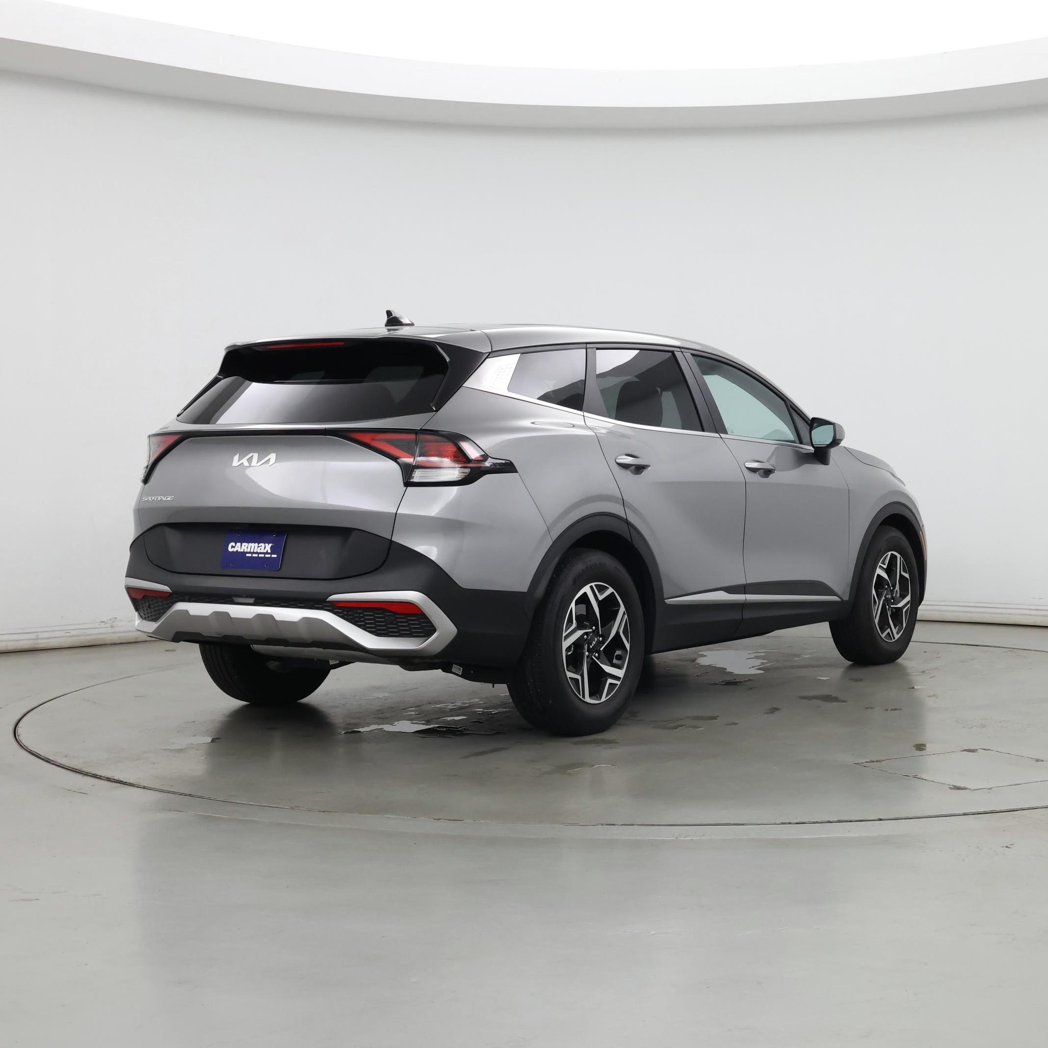 Thumbnail: 2023 Kia Sportage - 8