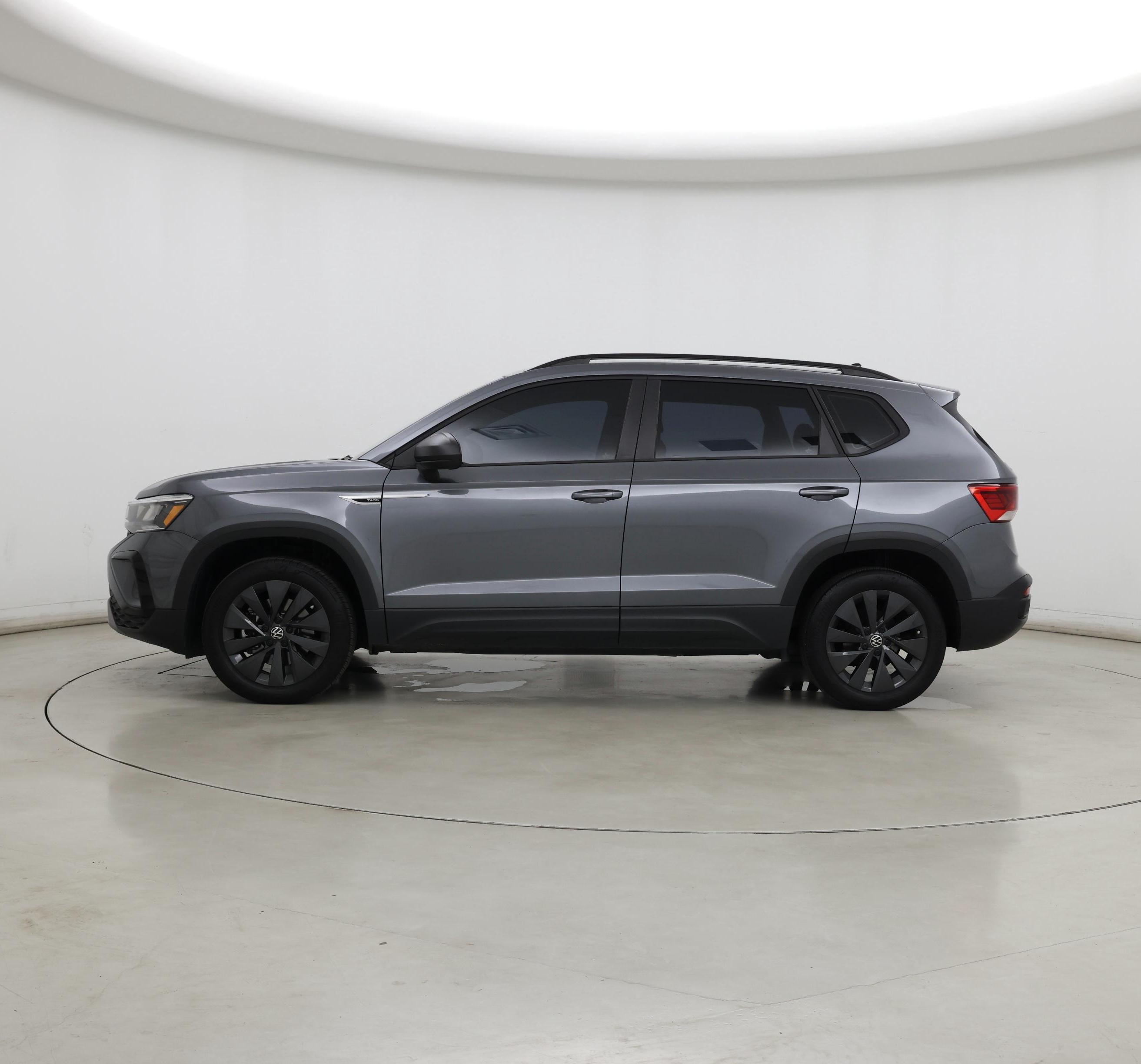 Thumbnail: 2023 Volkswagen Taos - 3