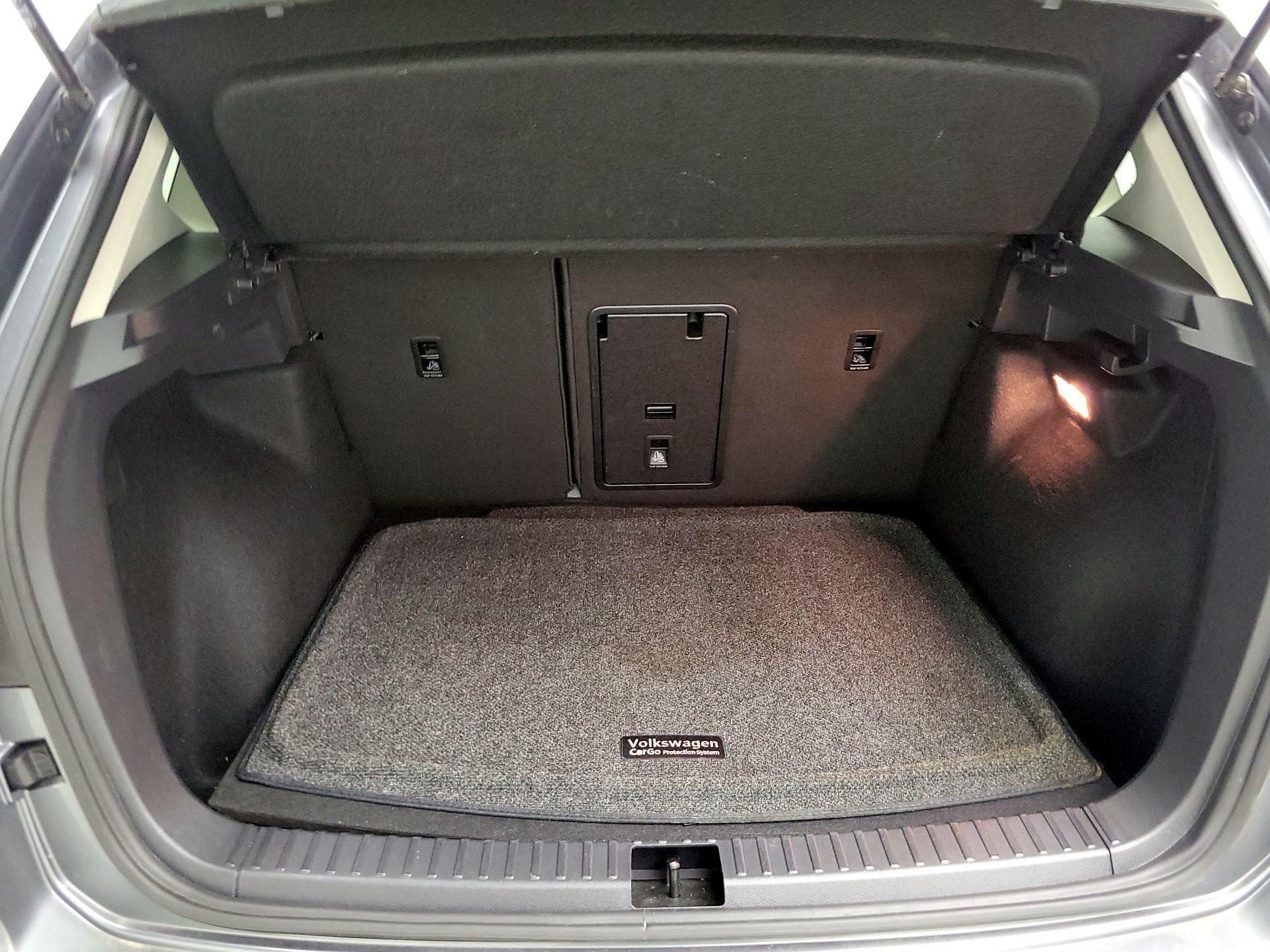 Thumbnail: 2022 Volkswagen Taos - 20