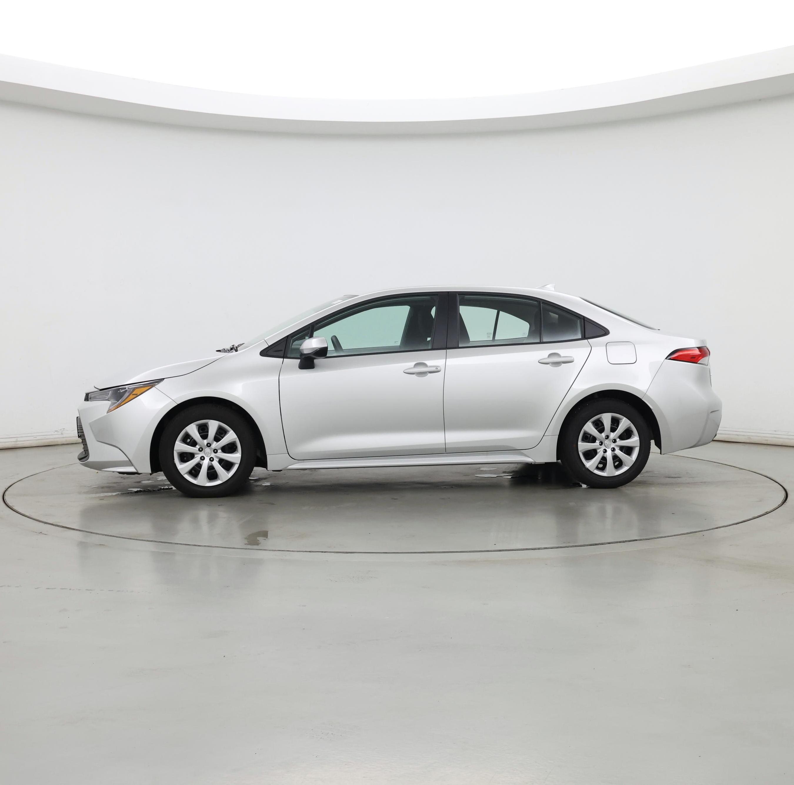 Thumbnail: 2025 Toyota Corolla - 3