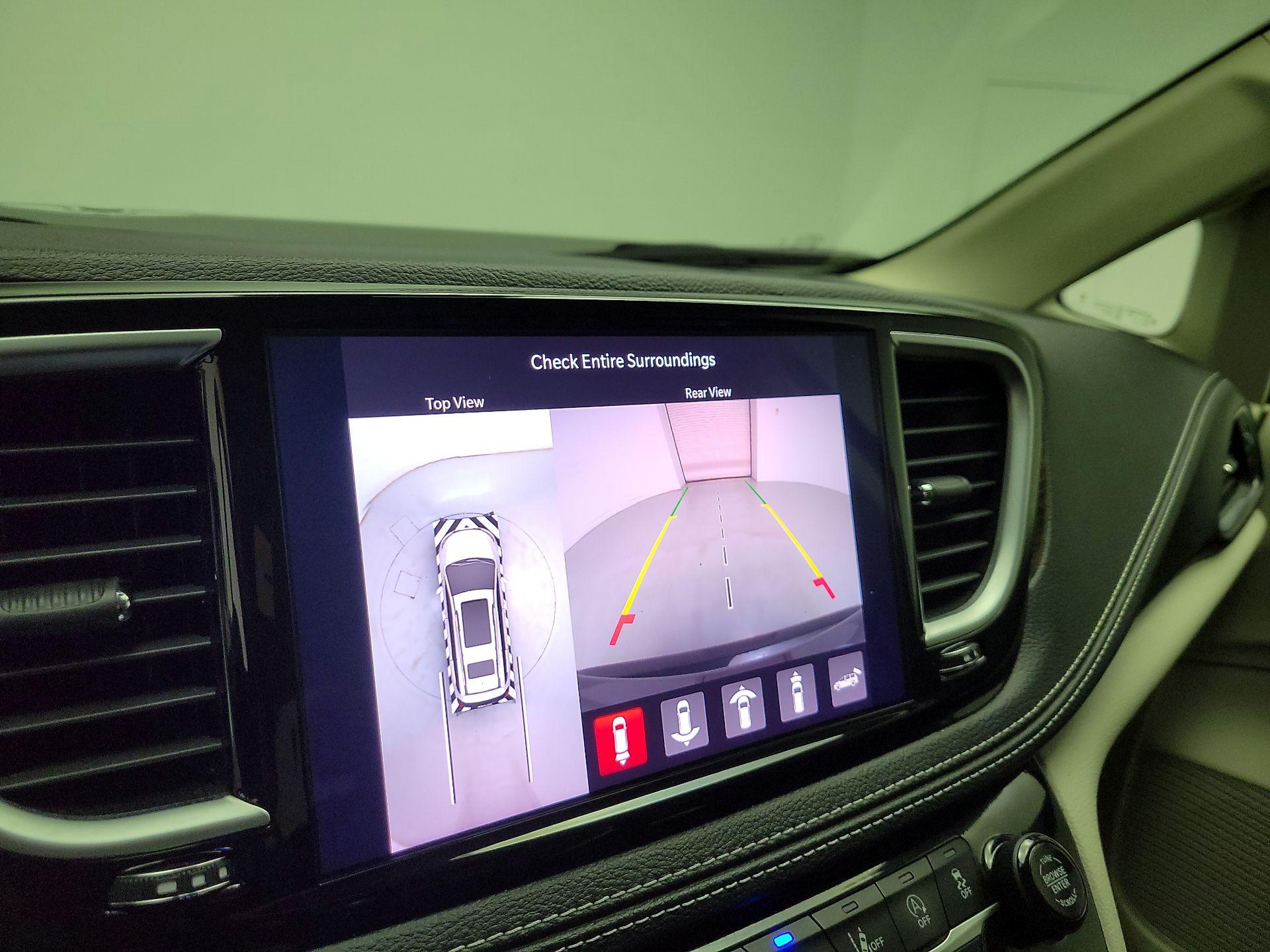 Thumbnail: 2023 Chrysler Pacifica - 14