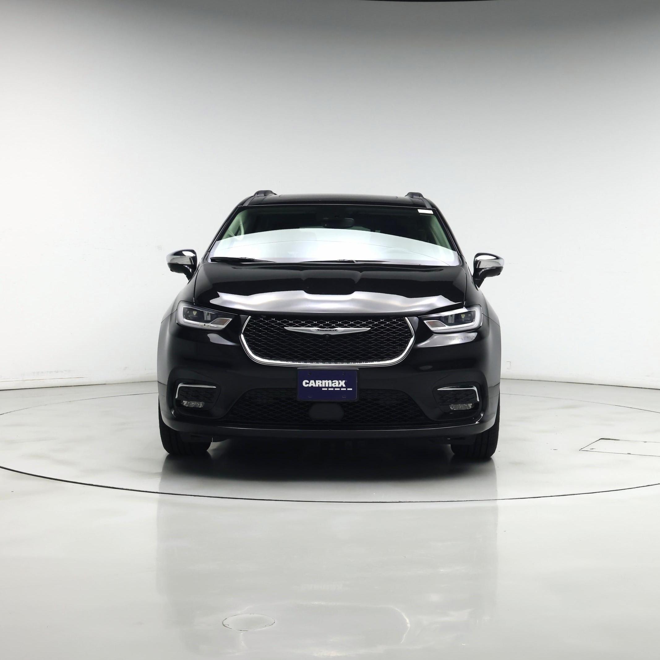 Thumbnail: 2023 Chrysler Pacifica - 5