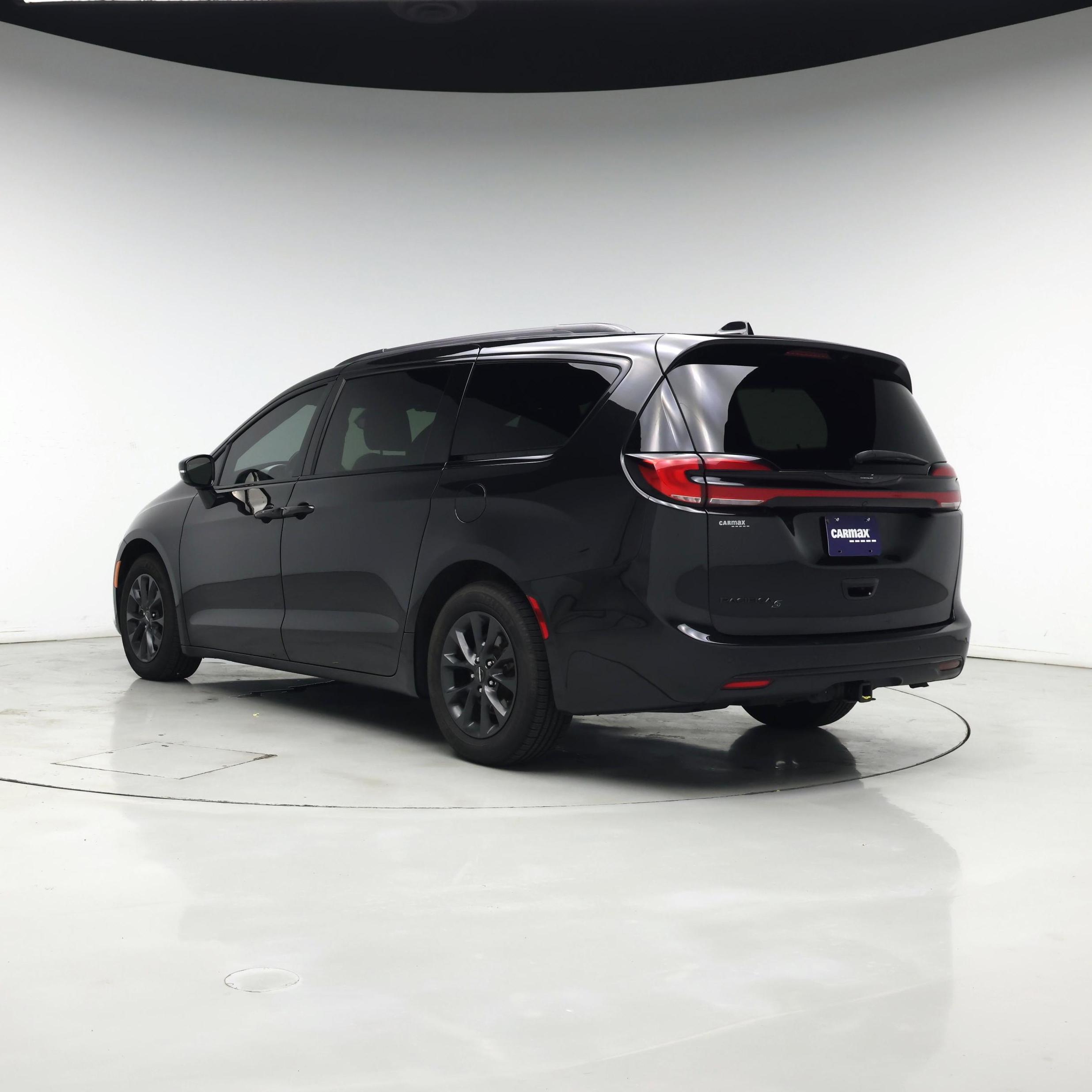 Thumbnail: 2021 Chrysler Pacifica - 2