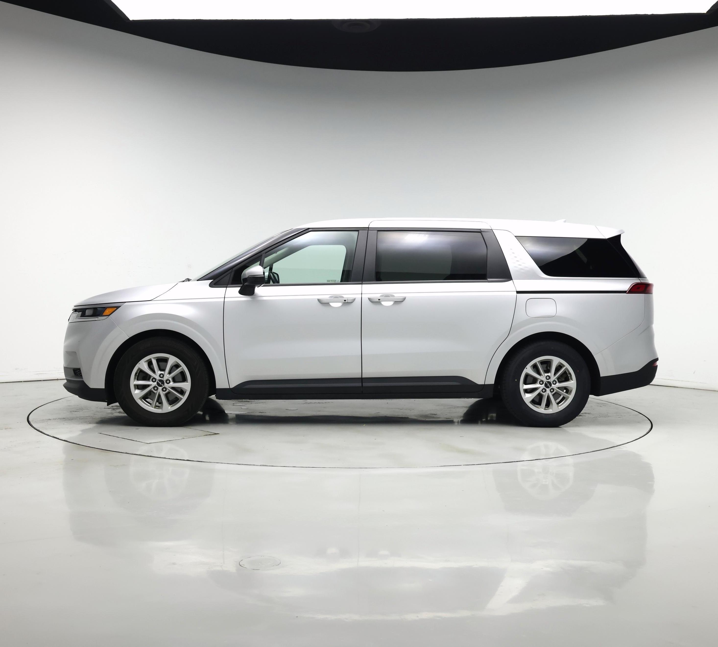 Thumbnail: 2022 Kia Carnival - 3