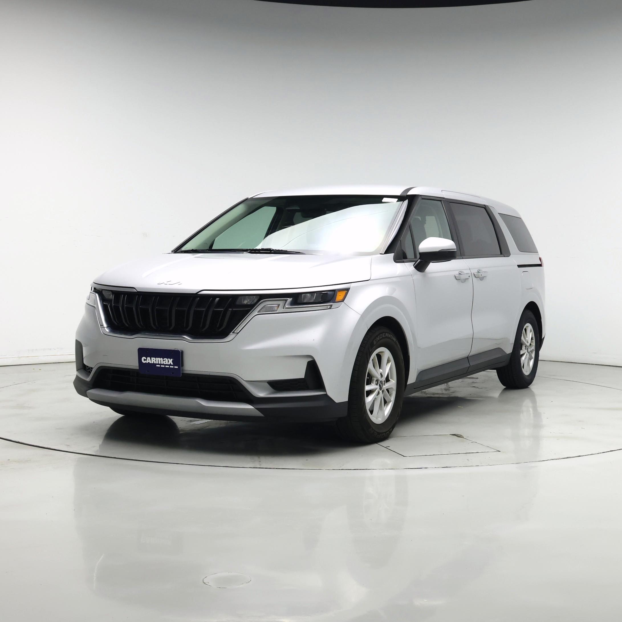 Thumbnail: 2022 Kia Carnival - 4