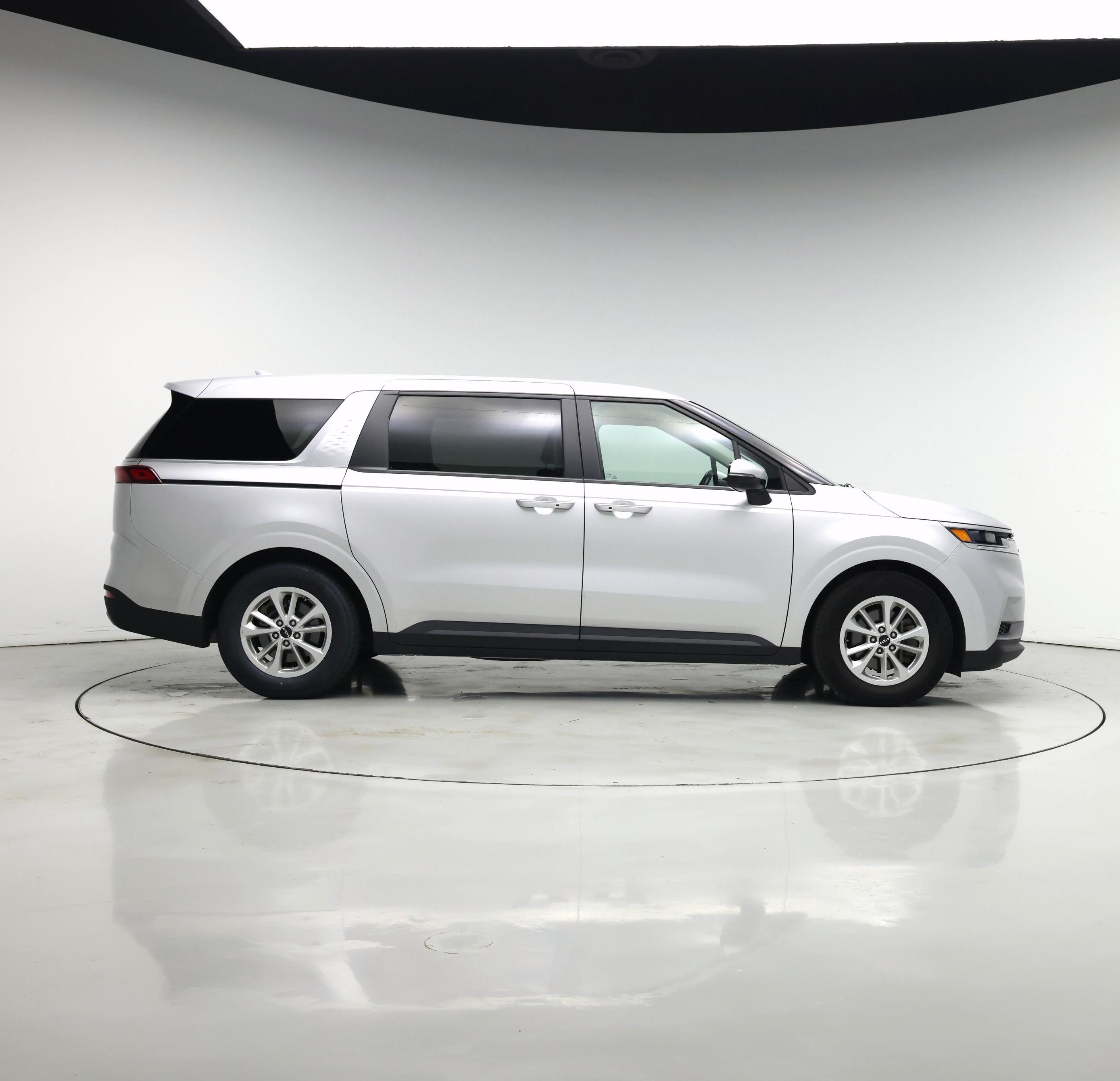 Thumbnail: 2022 Kia Carnival - 7