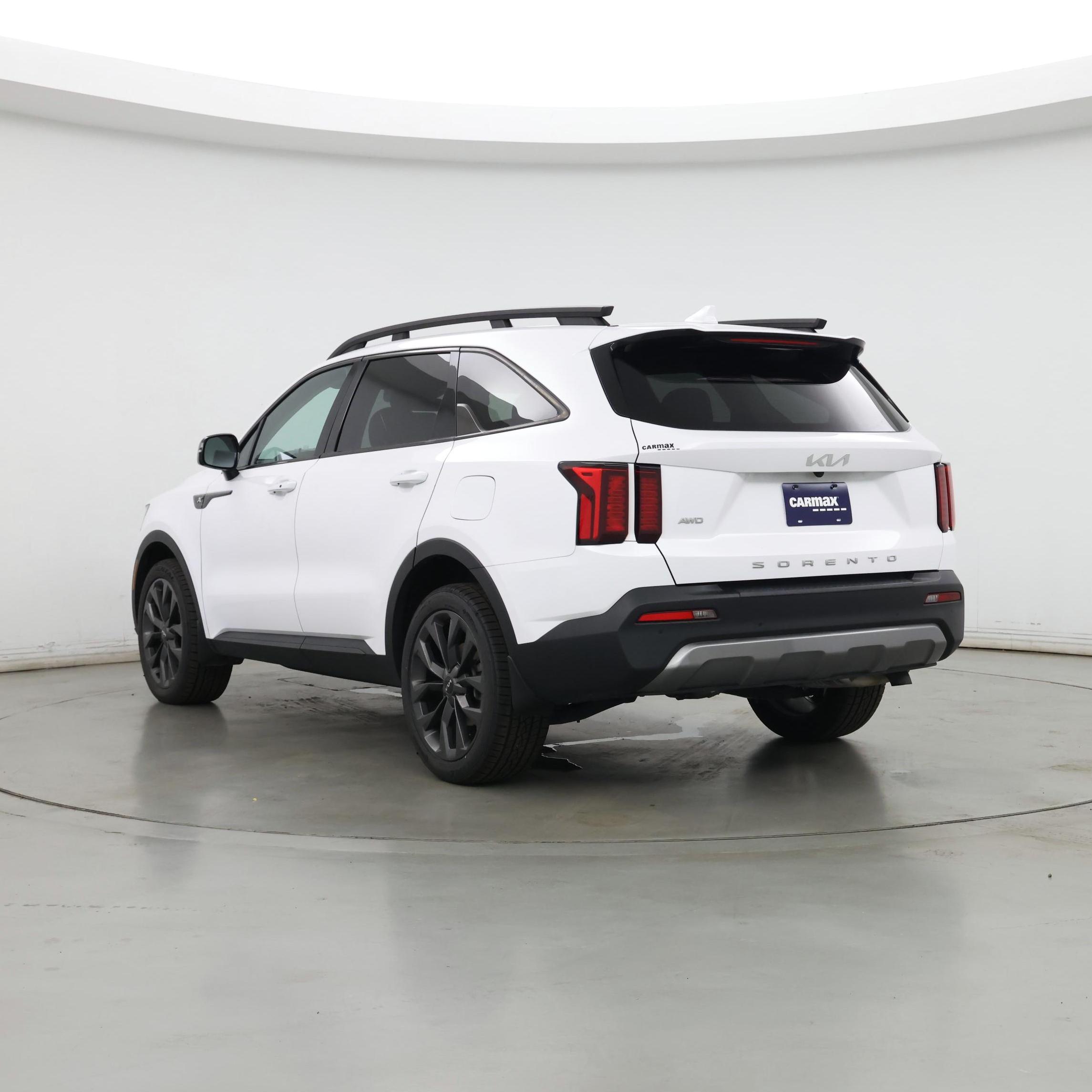 Thumbnail: 2022 Kia Sorento - 2
