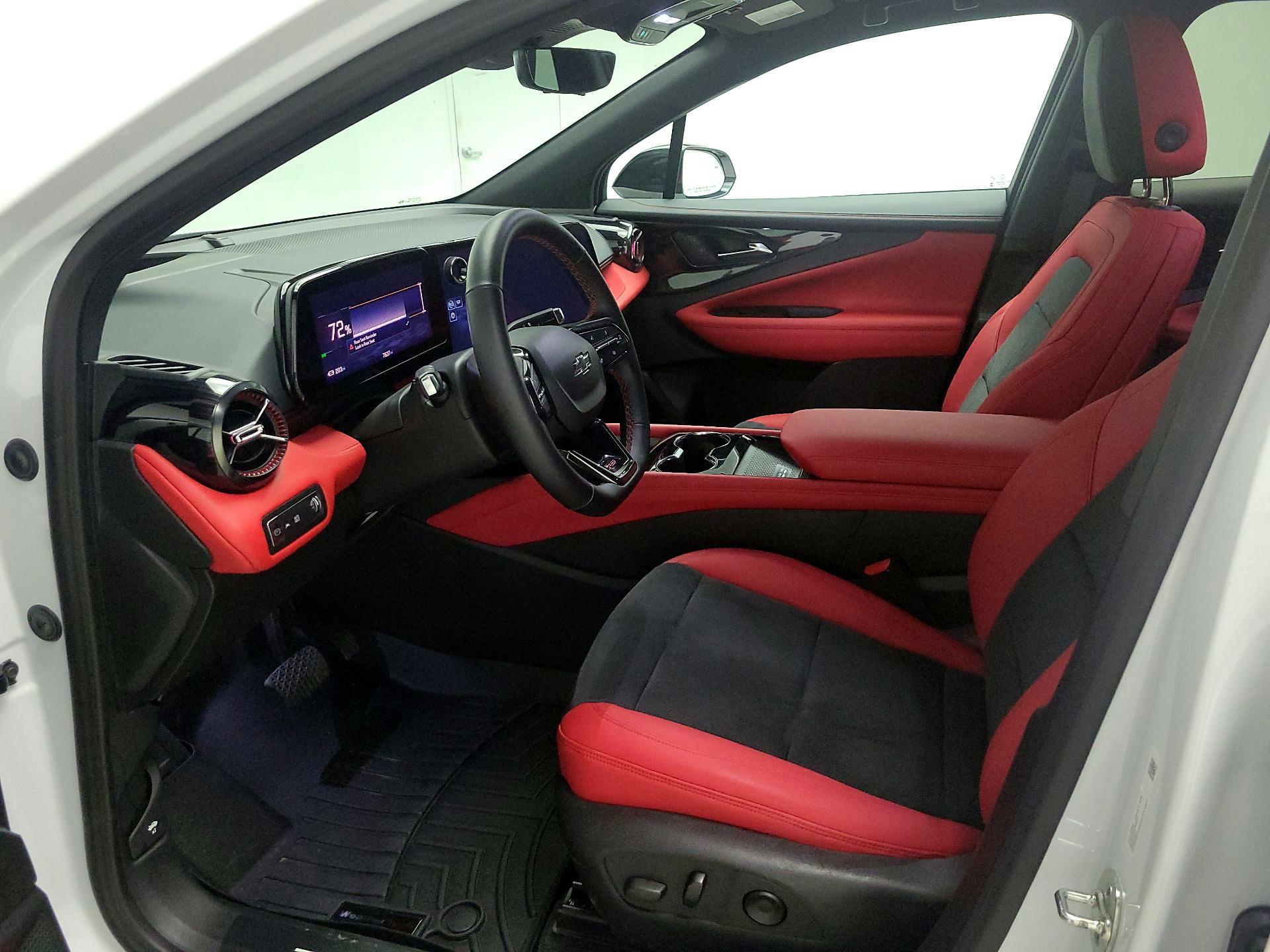 Thumbnail: 2024 Chevrolet Blazer EV - 11