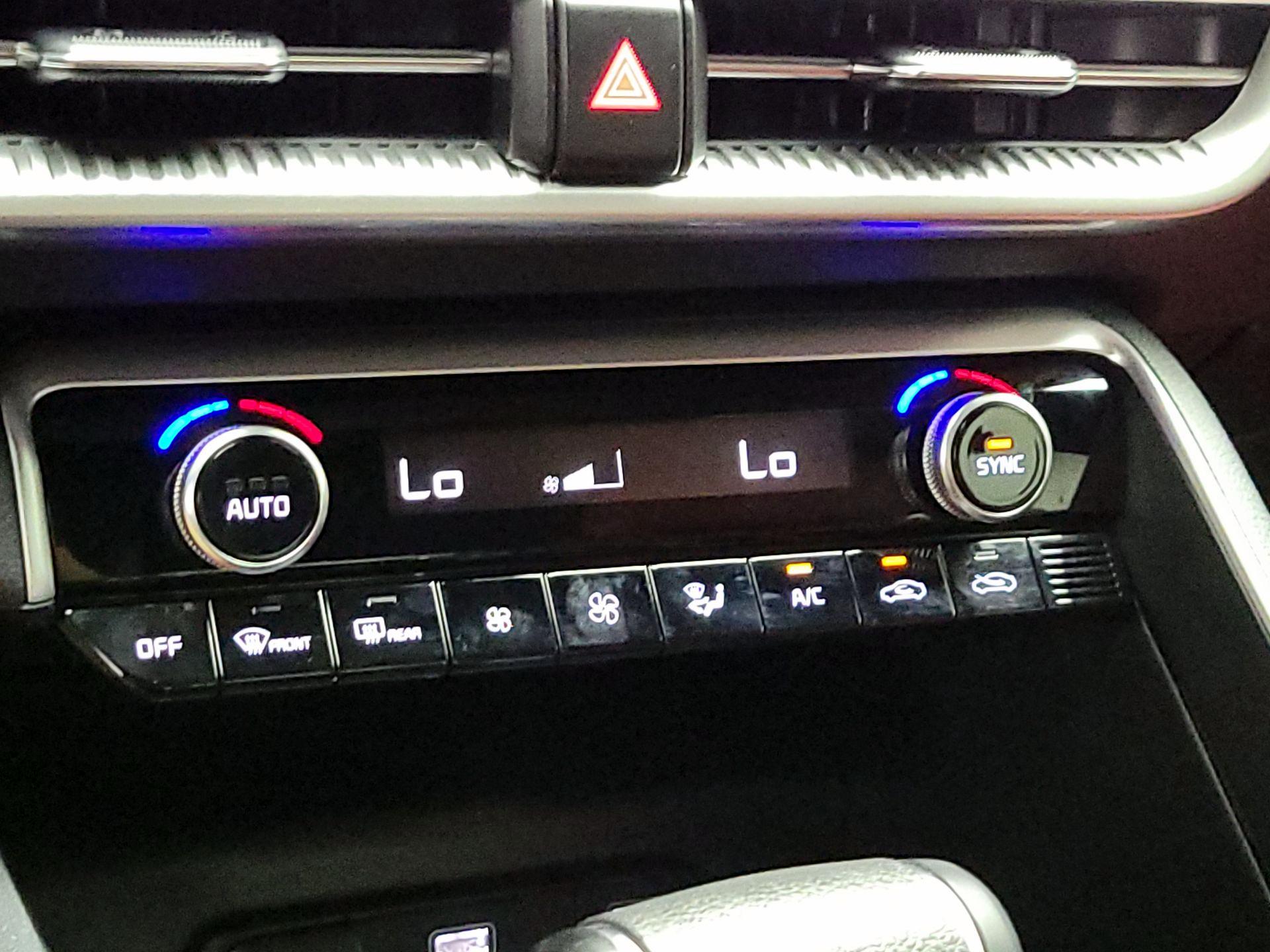 Thumbnail: 2023 Kia K5 - 17