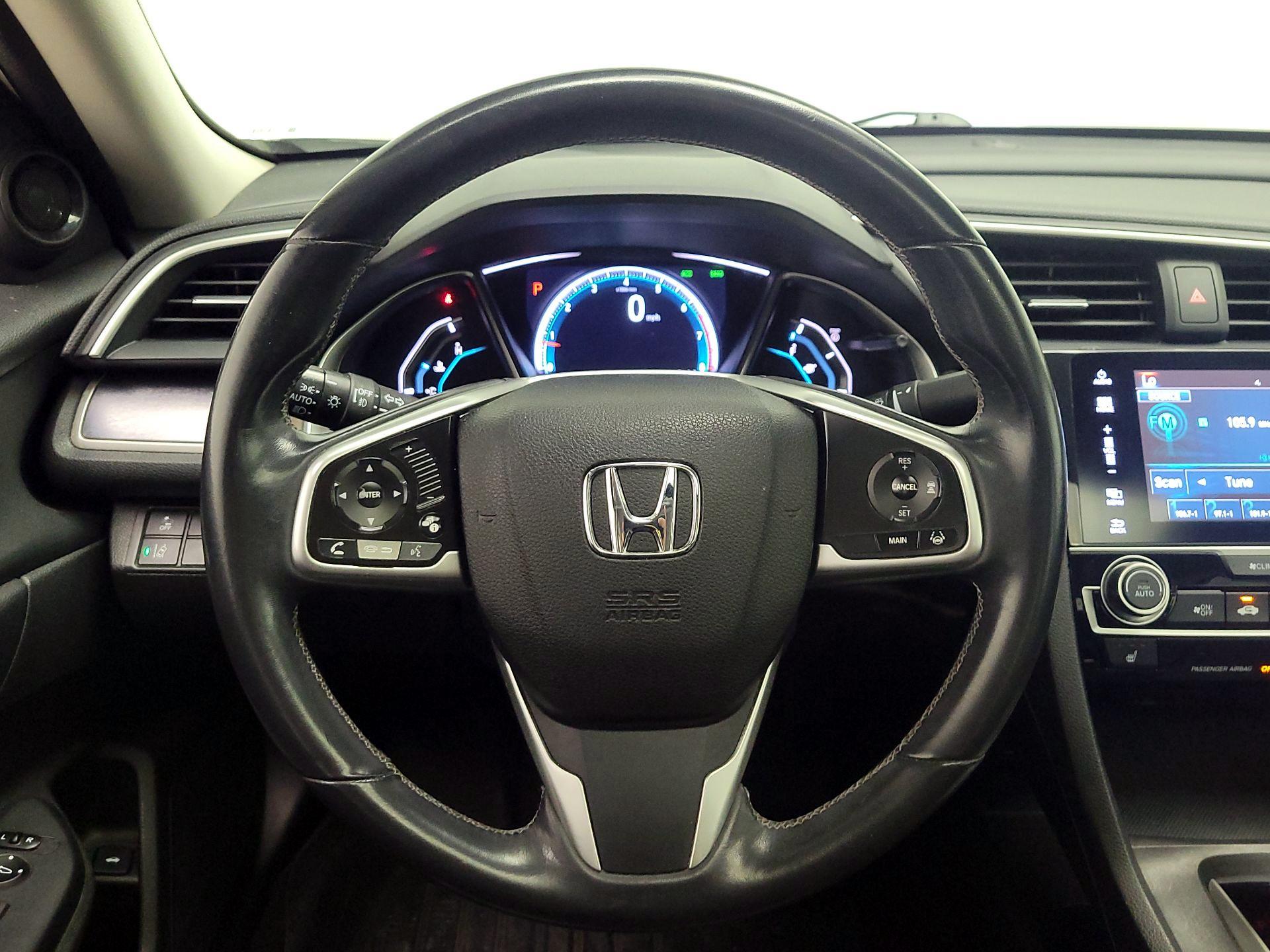 Thumbnail: 2016 Honda Civic - 10