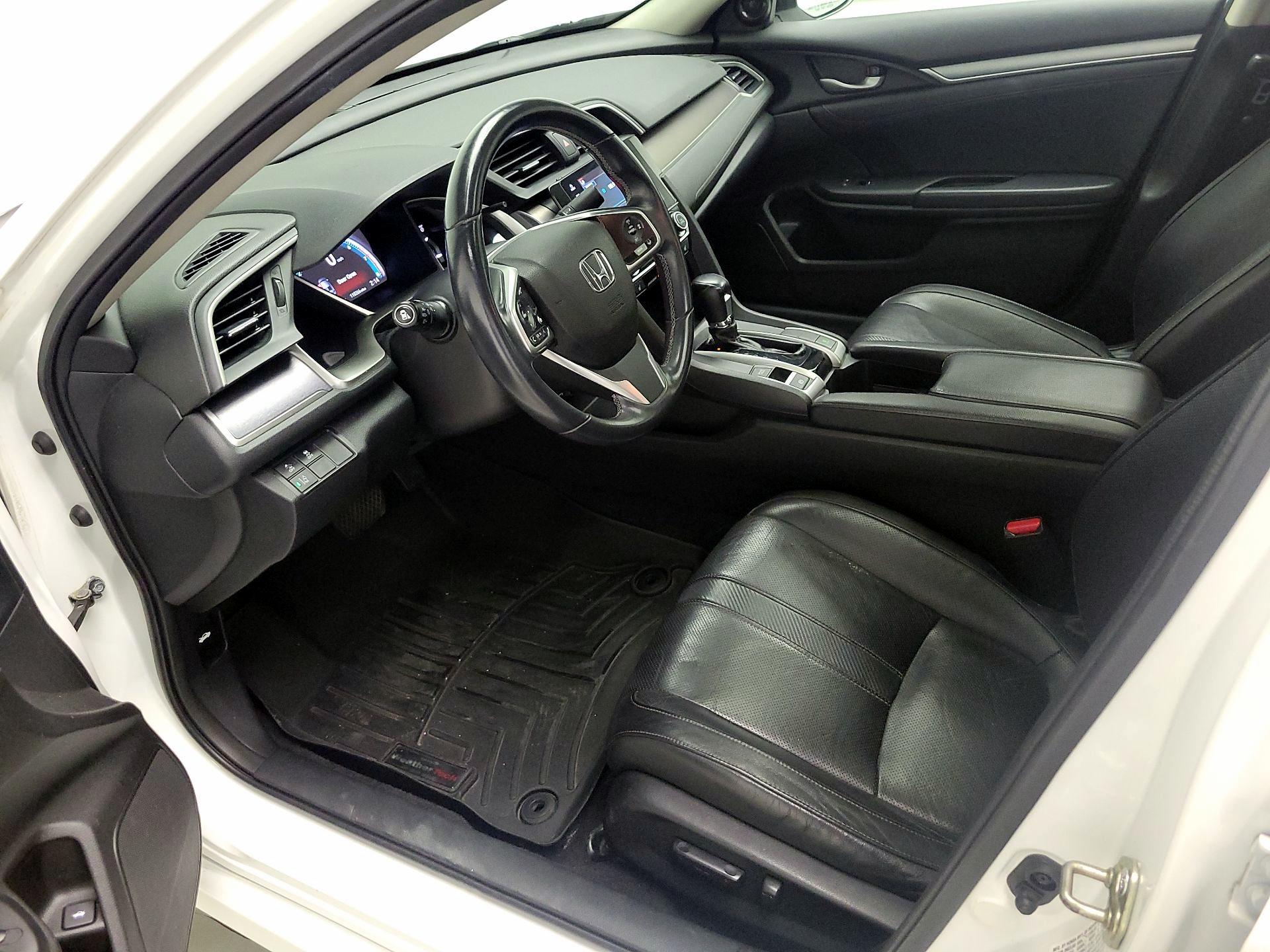 Thumbnail: 2016 Honda Civic - 11