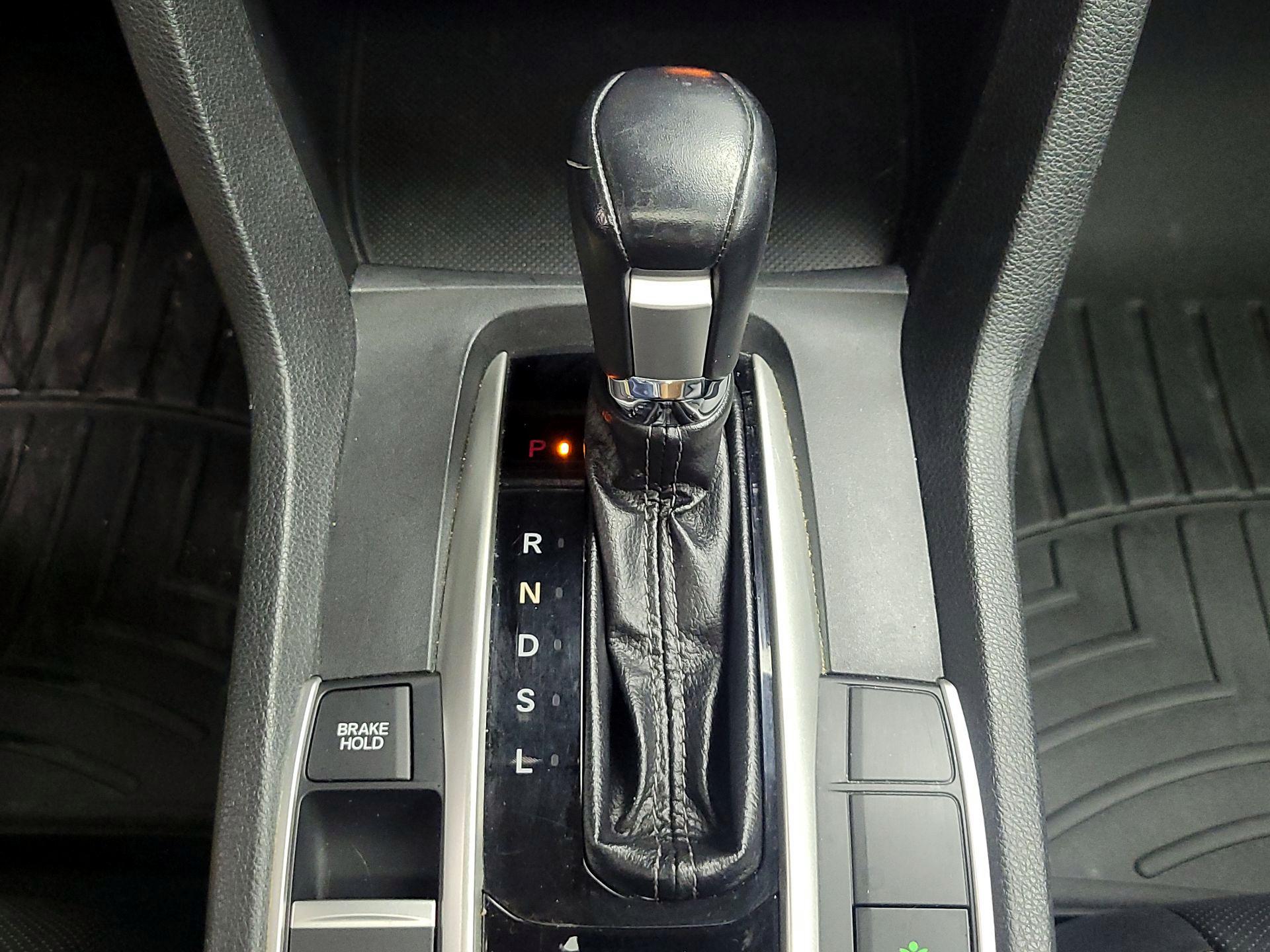Thumbnail: 2016 Honda Civic - 17