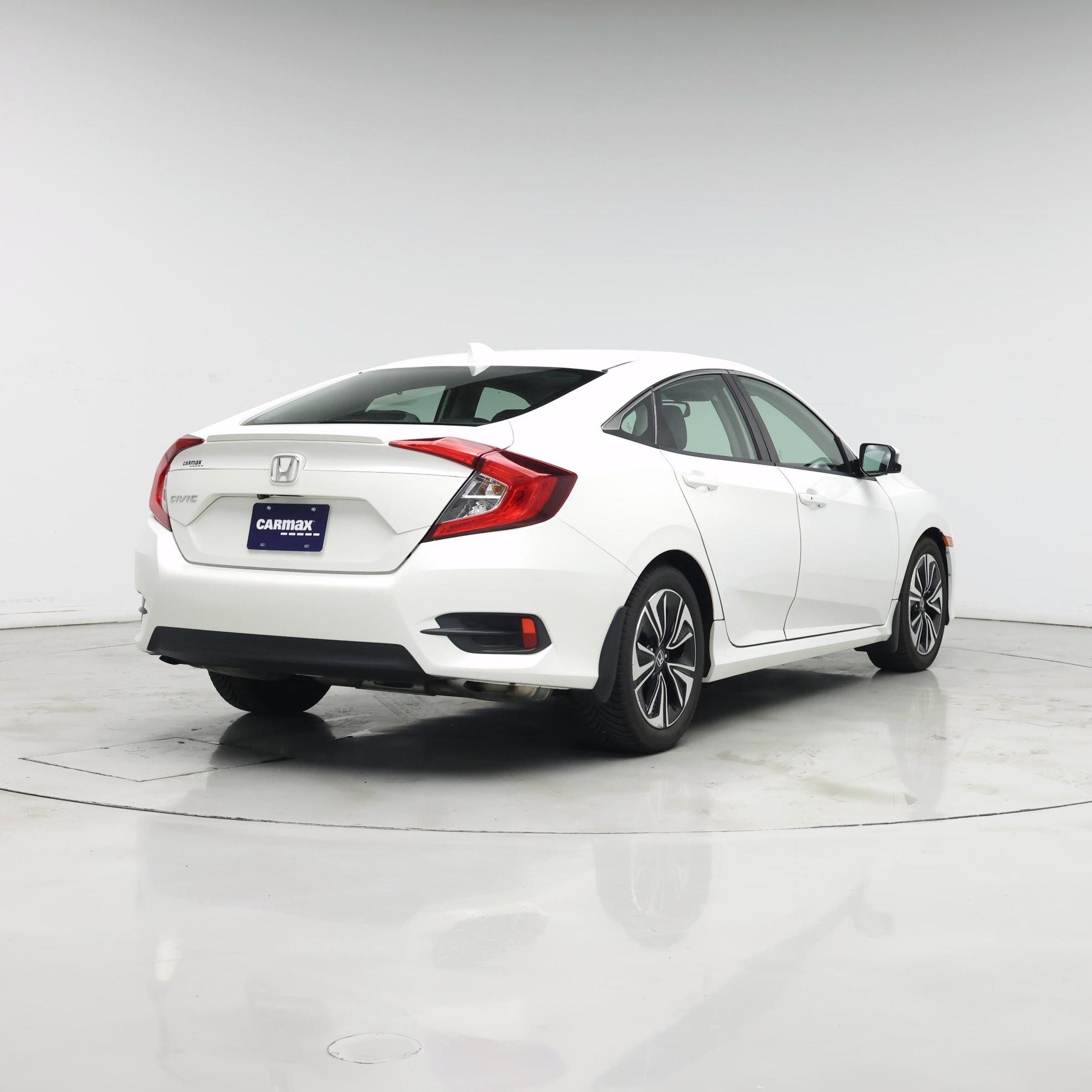 Thumbnail: 2016 Honda Civic - 8