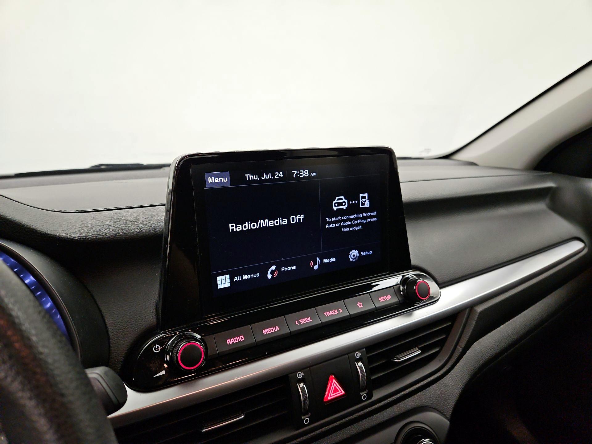 Thumbnail: 2024 Kia Forte - 15