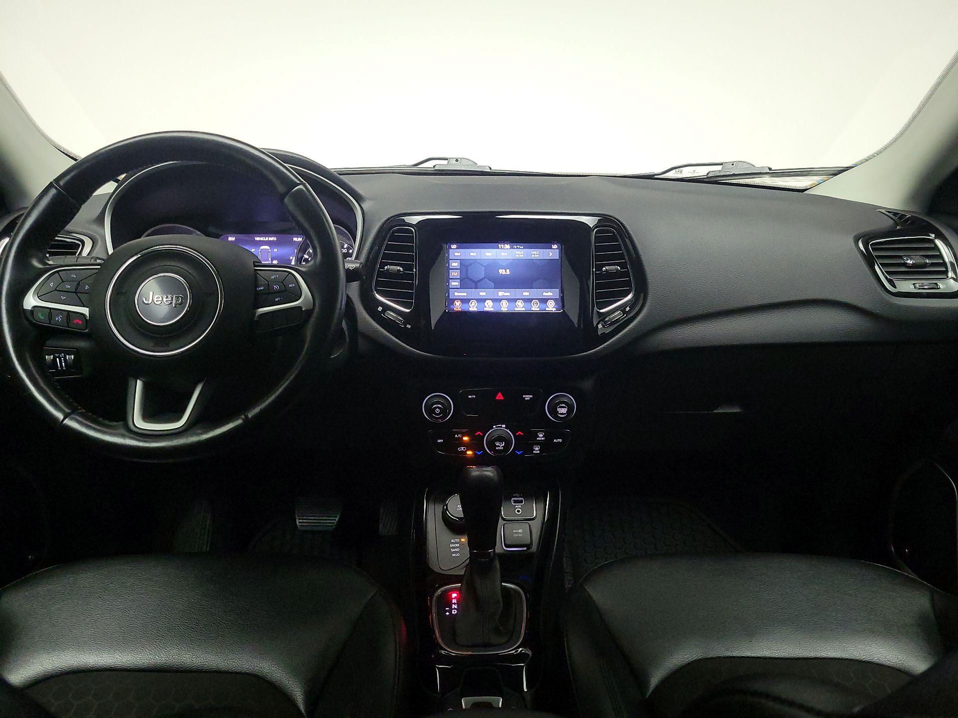 Thumbnail: 2021 Jeep Compass - 9