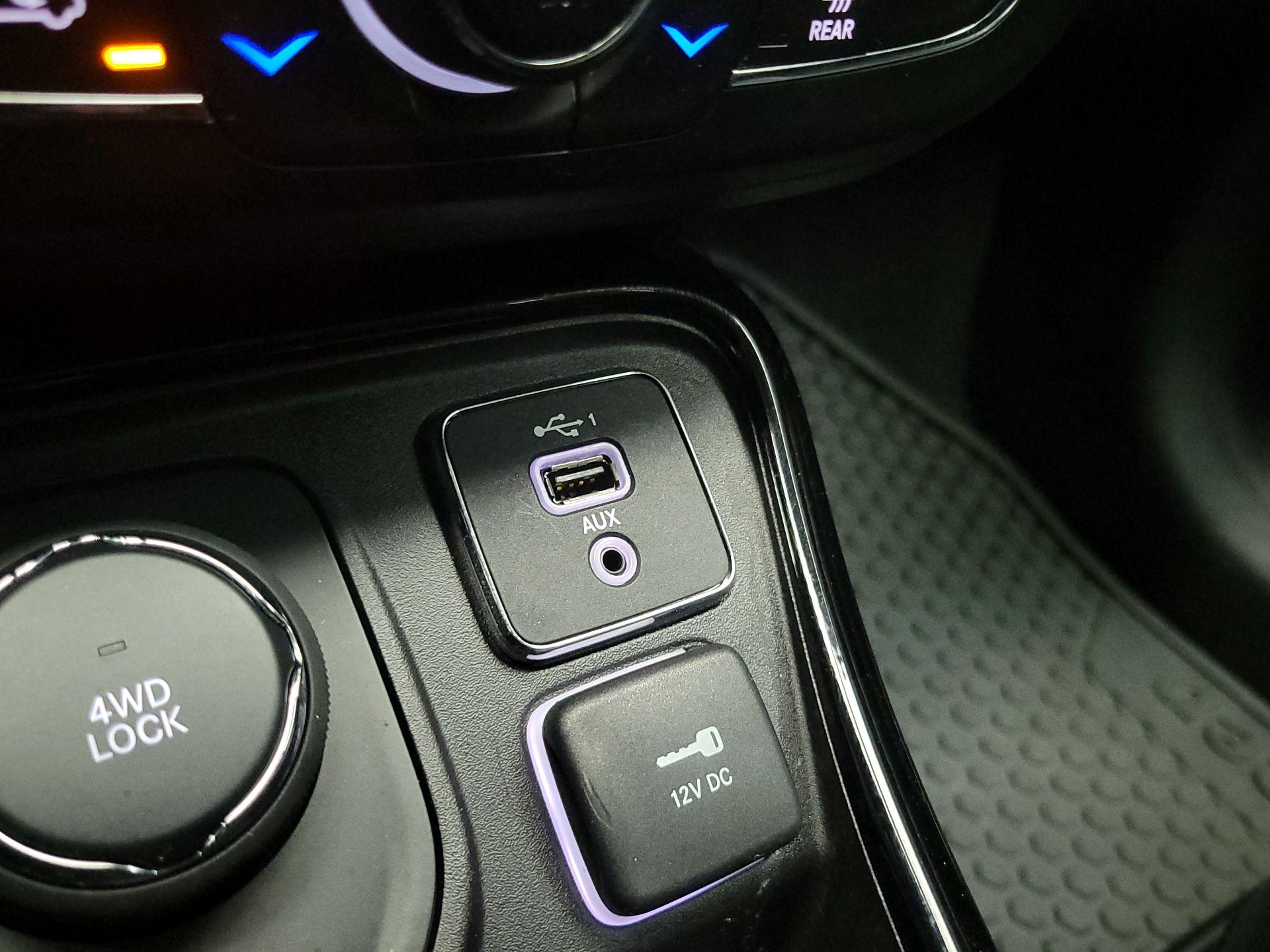 Thumbnail: 2021 Jeep Compass - 18