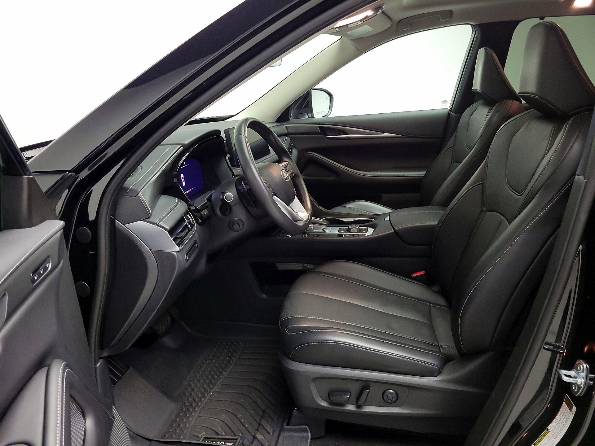 Thumbnail: 2023 INFINITI QX60 - 11