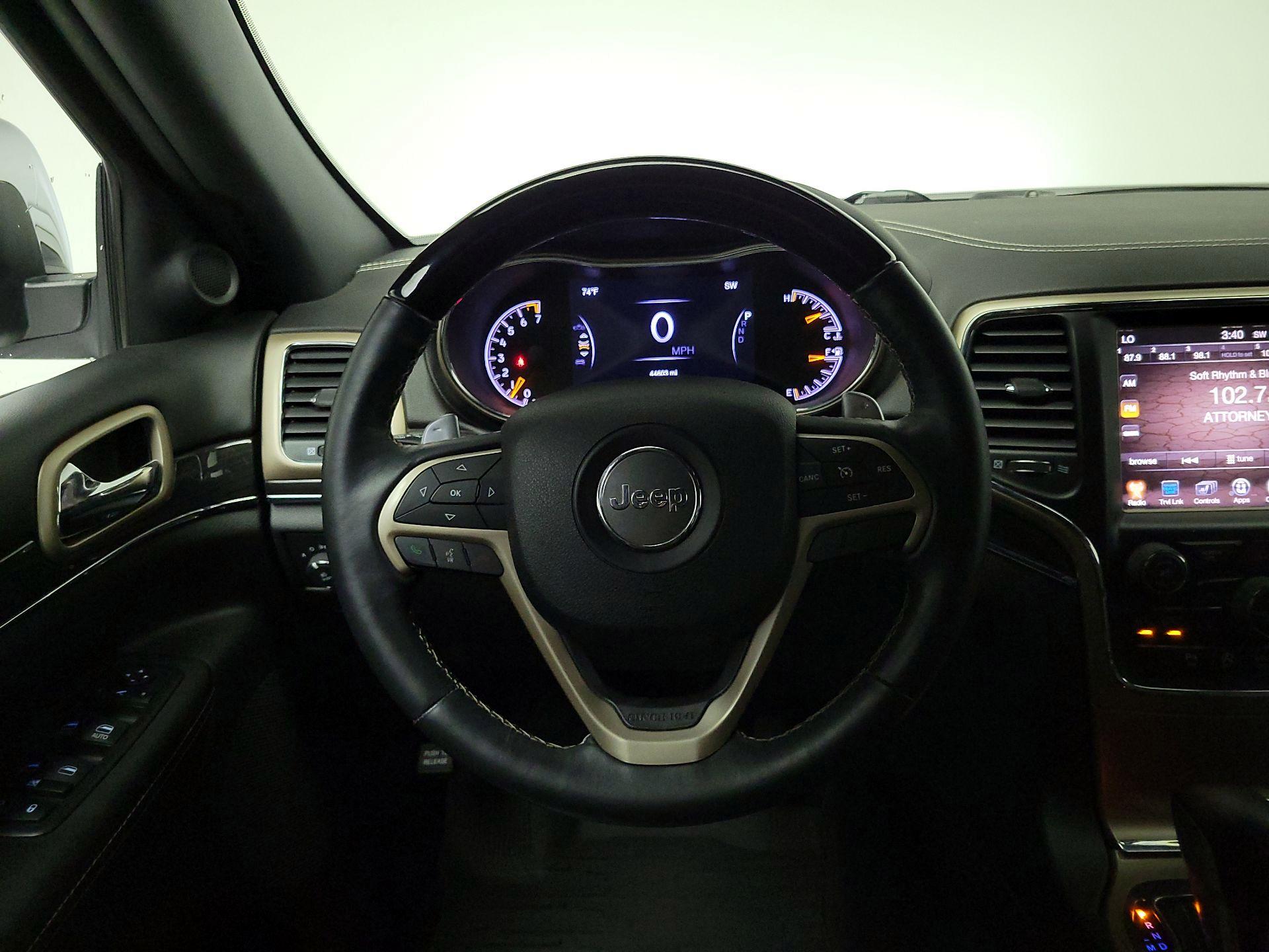 Thumbnail: 2016 Jeep Grand Cherokee - 10