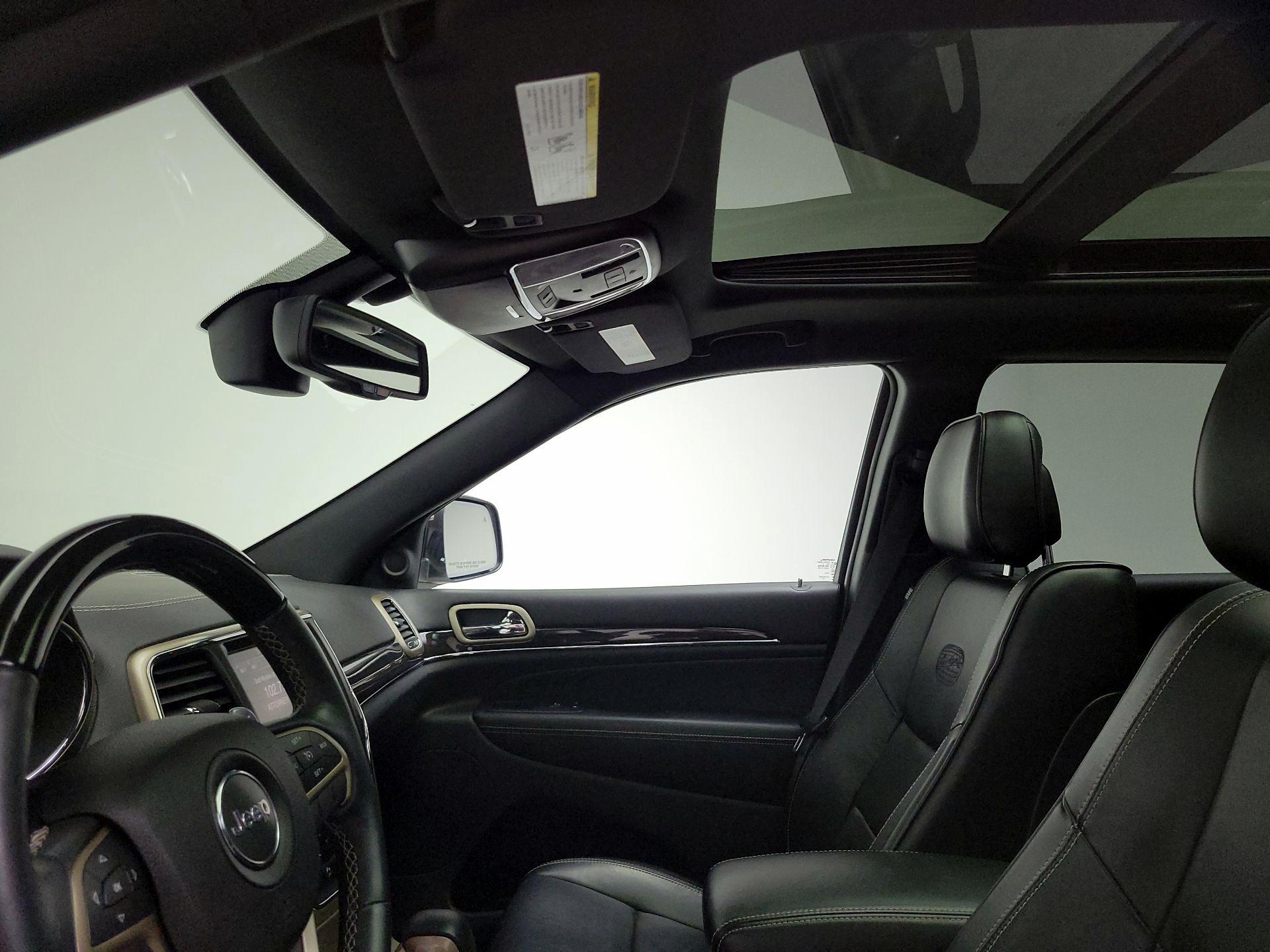 Thumbnail: 2016 Jeep Grand Cherokee - 20