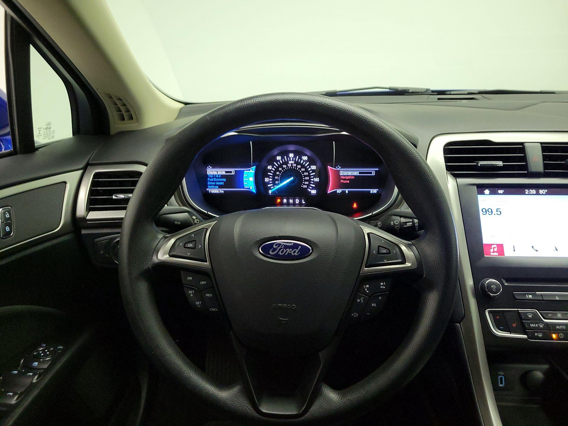 Thumbnail: 2017 Ford Fusion - 10