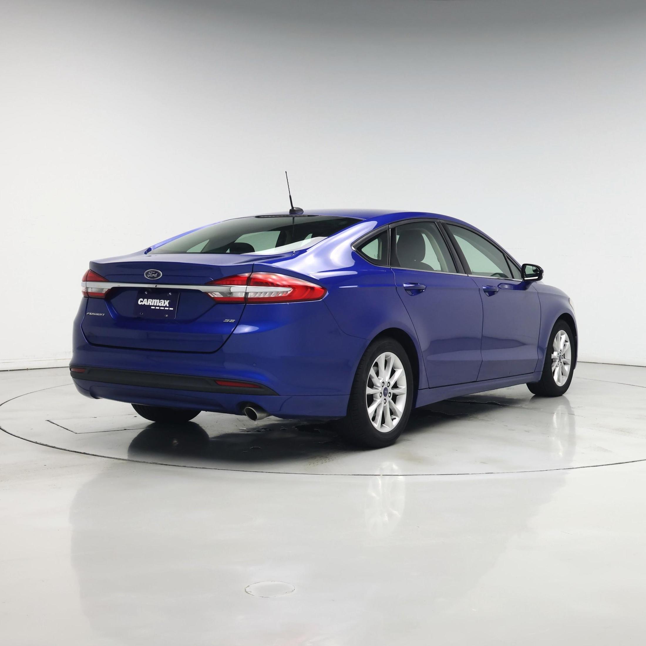 Thumbnail: 2017 Ford Fusion - 8