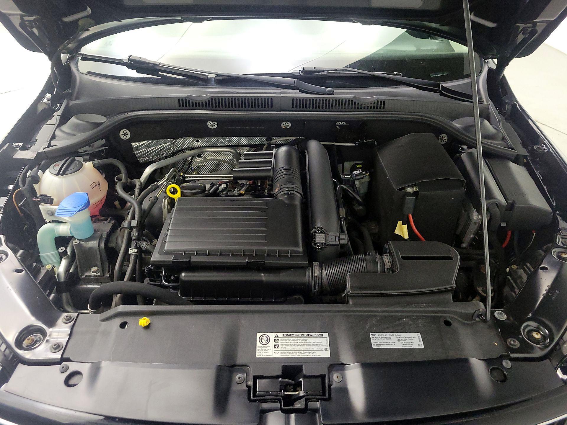 Thumbnail: 2016 Volkswagen Jetta - 20