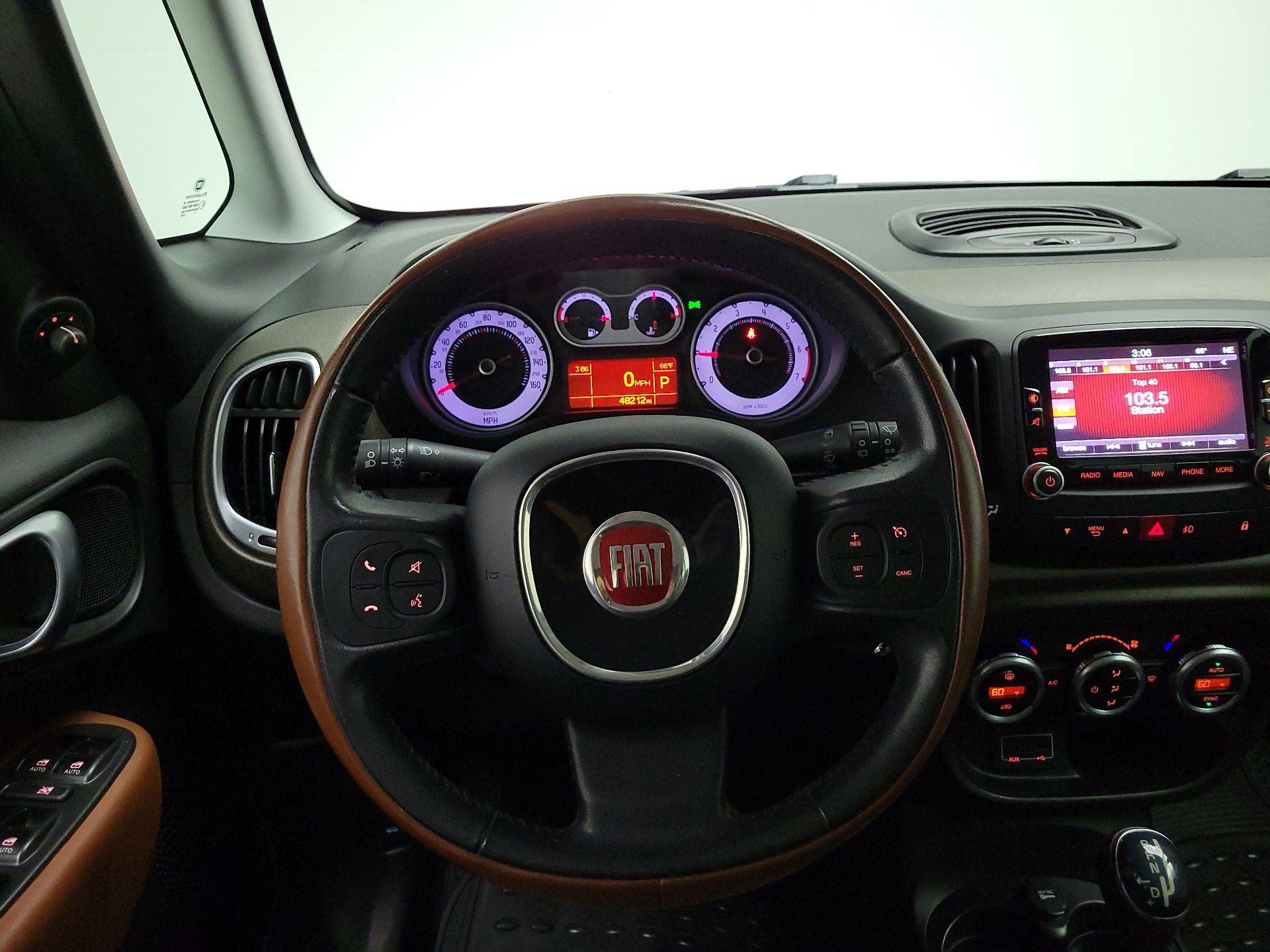 Thumbnail: 2016 Fiat 500L - 10