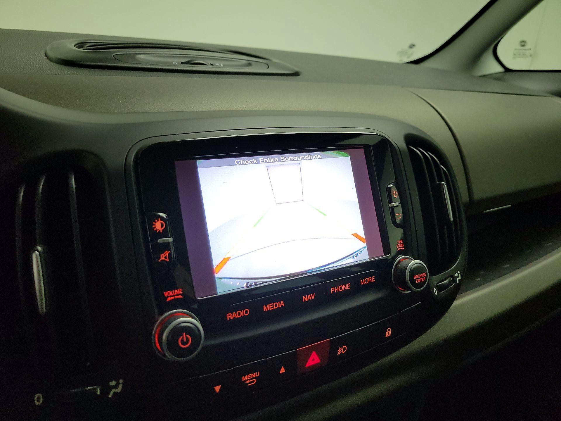 Thumbnail: 2016 Fiat 500L - 14