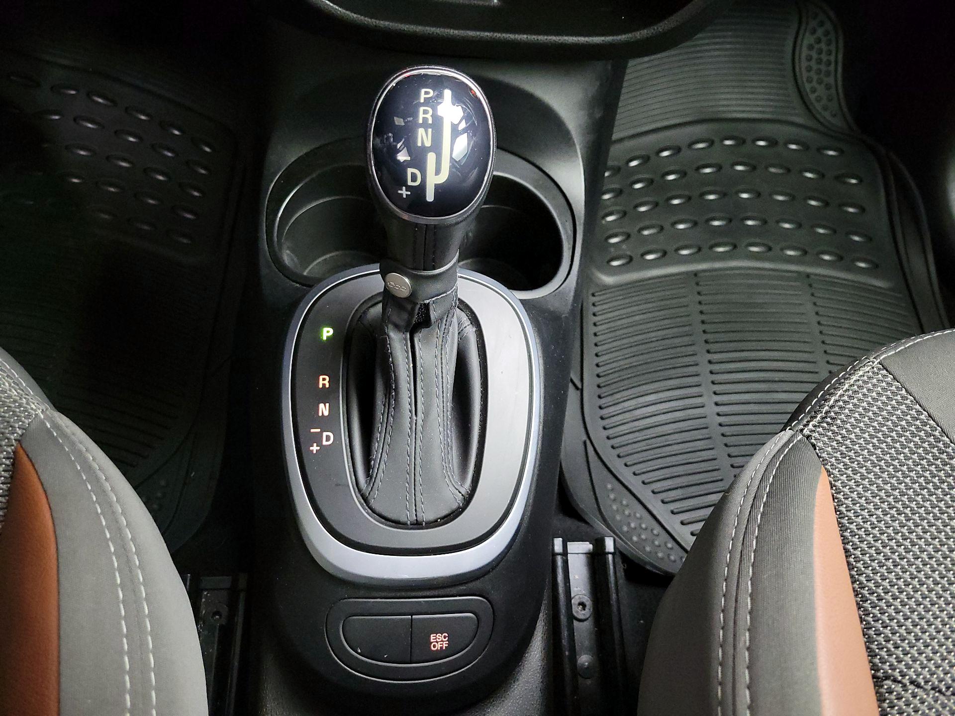 Thumbnail: 2016 Fiat 500L - 17
