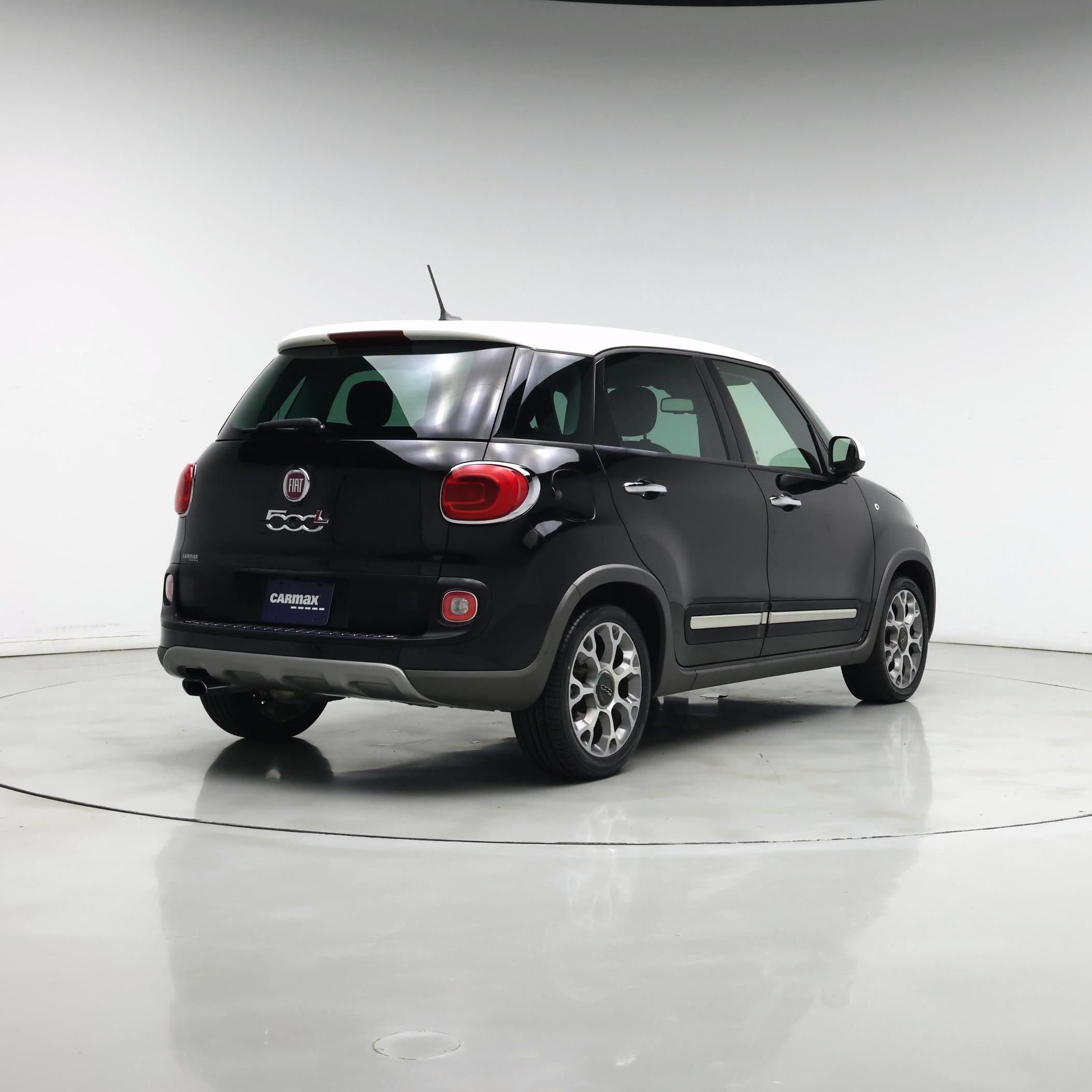 Thumbnail: 2016 Fiat 500L - 8