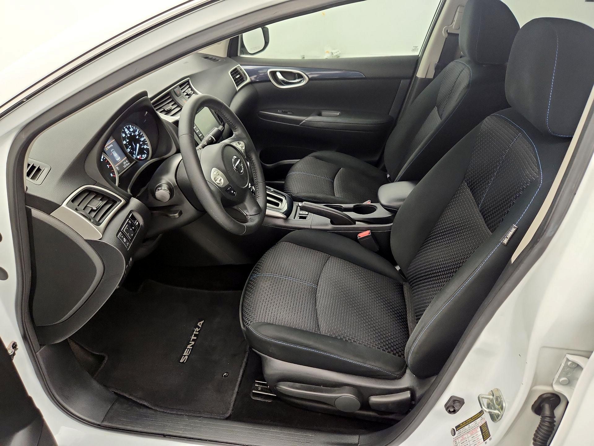Thumbnail: 2019 Nissan Sentra - 11