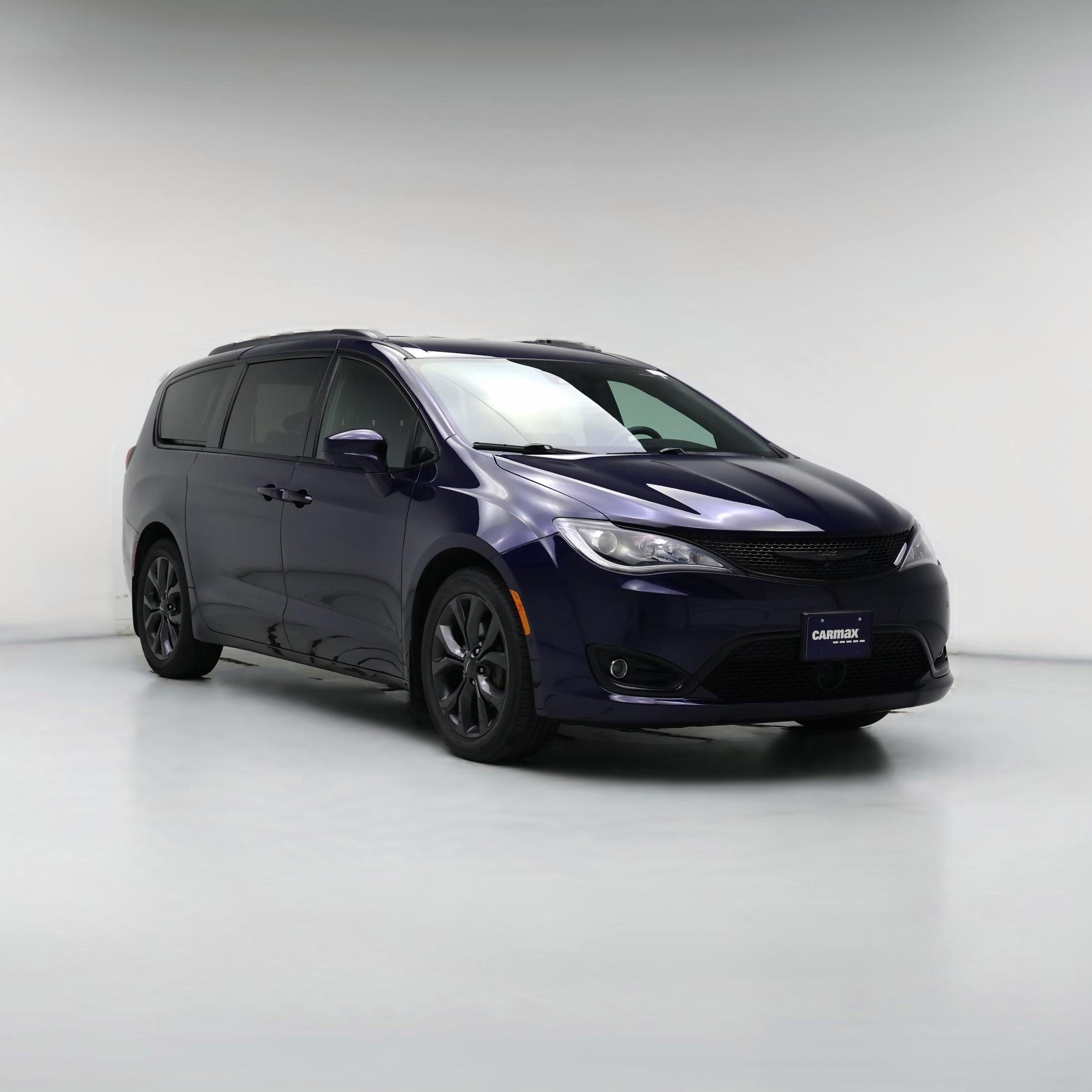 Thumbnail: 2020 Chrysler Pacifica - 1