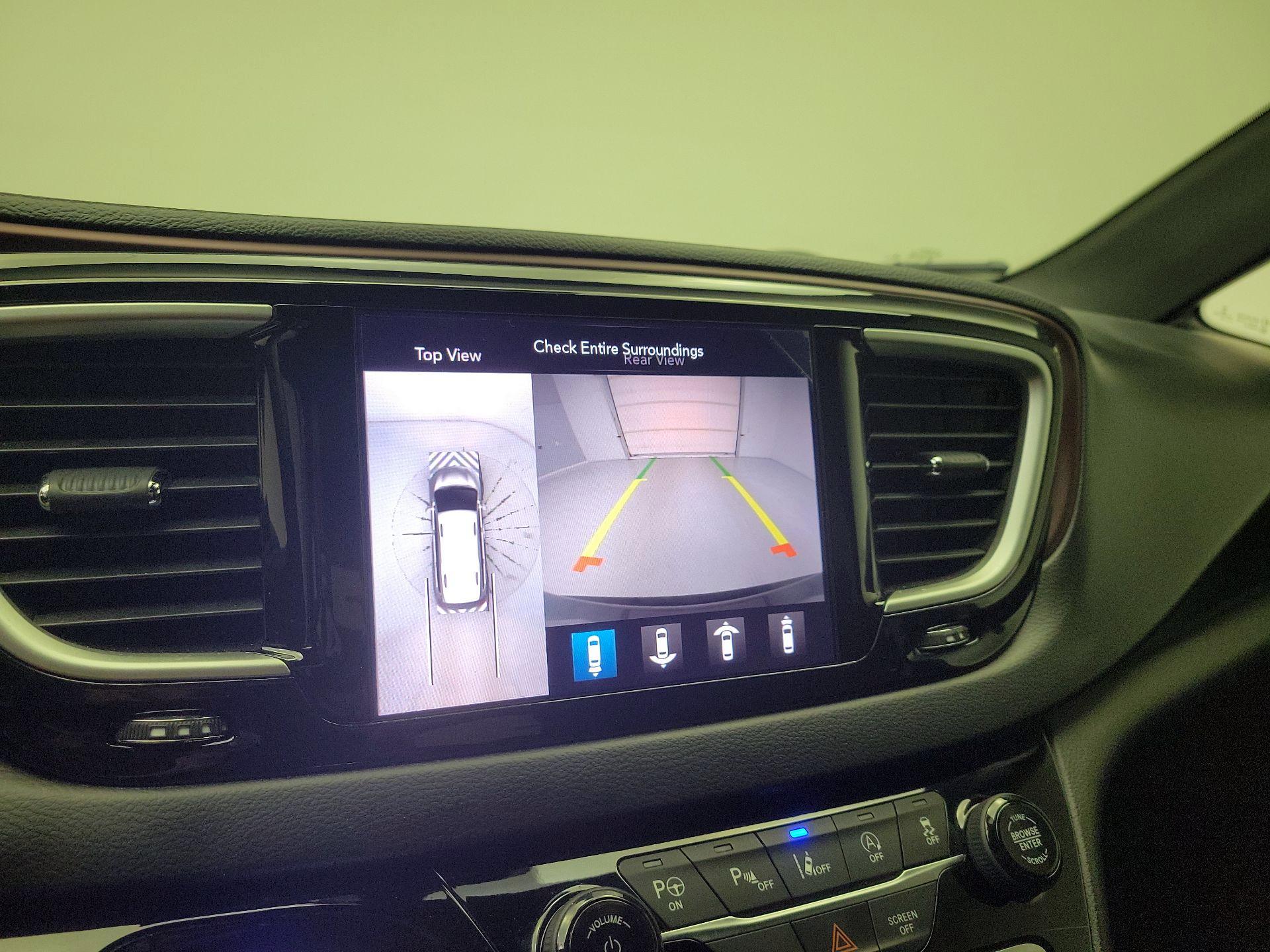 Thumbnail: 2020 Chrysler Pacifica - 14