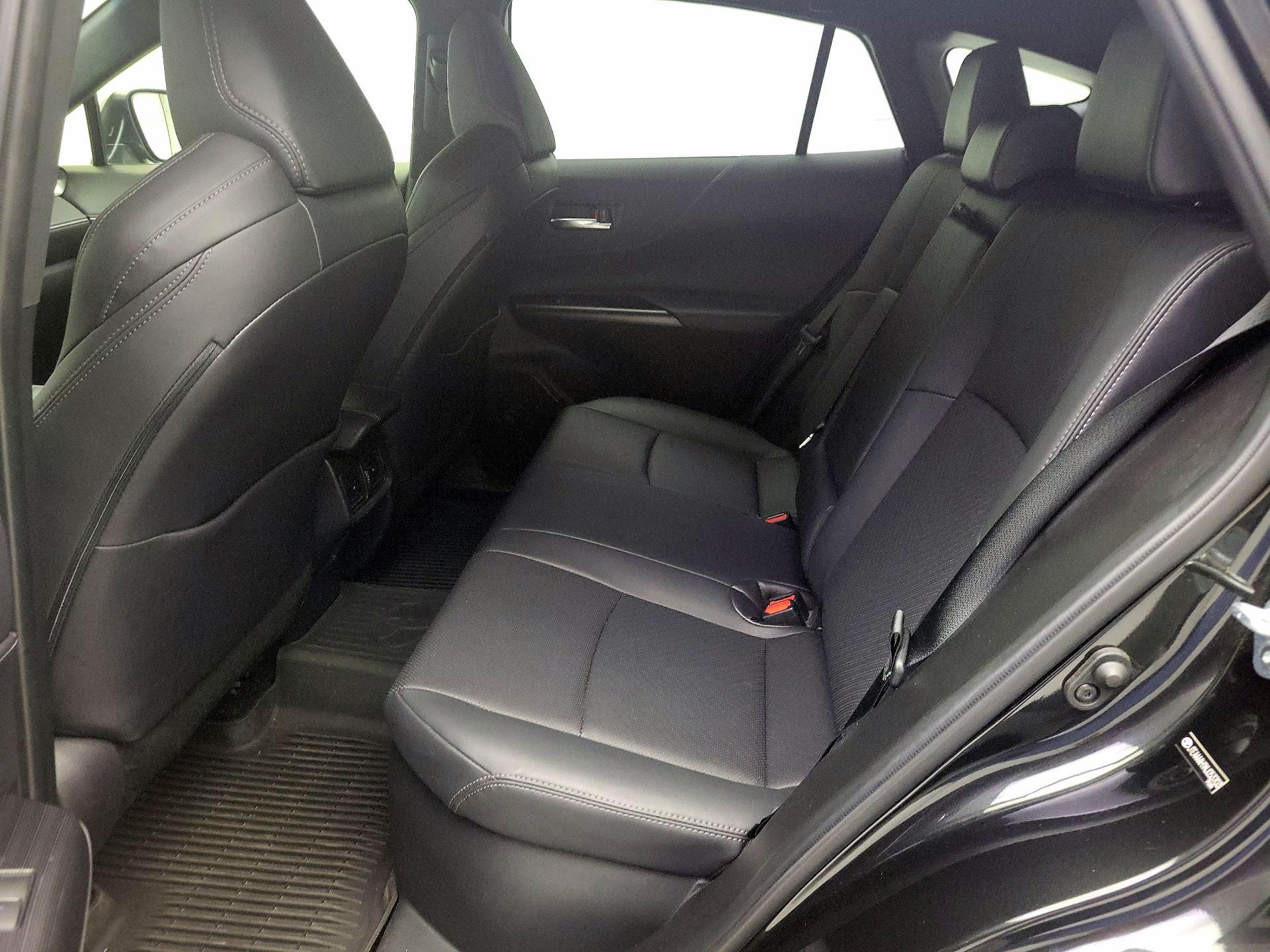 Thumbnail: 2021 Toyota Venza - 20