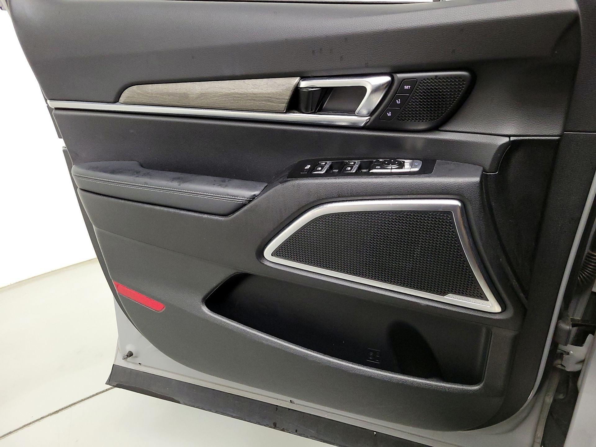 Thumbnail: 2021 Kia Telluride - 12