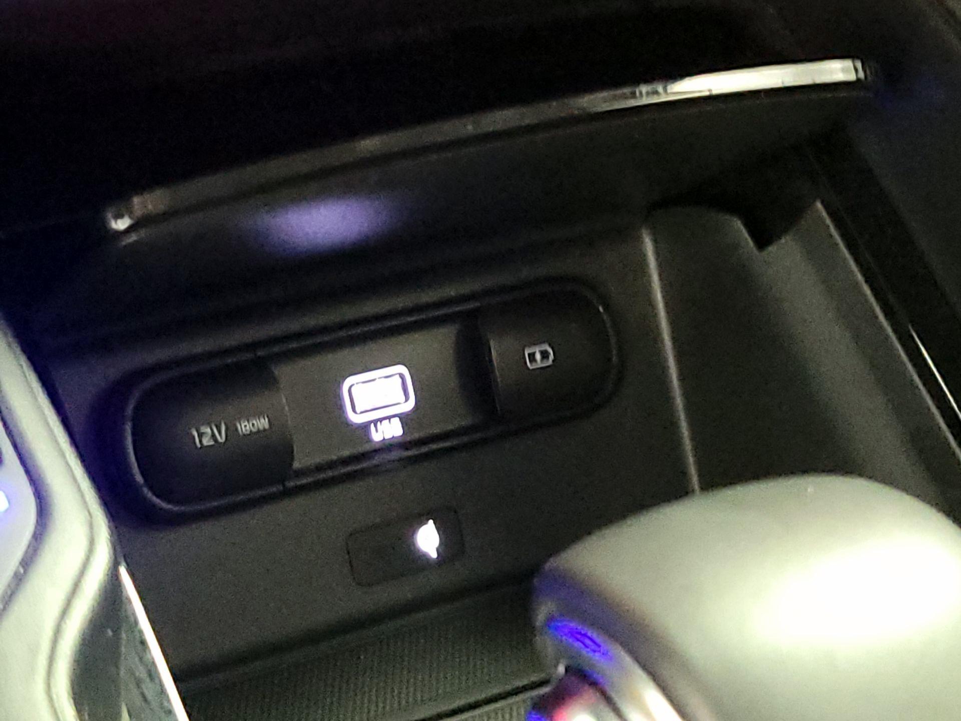 Thumbnail: 2021 Kia Telluride - 19