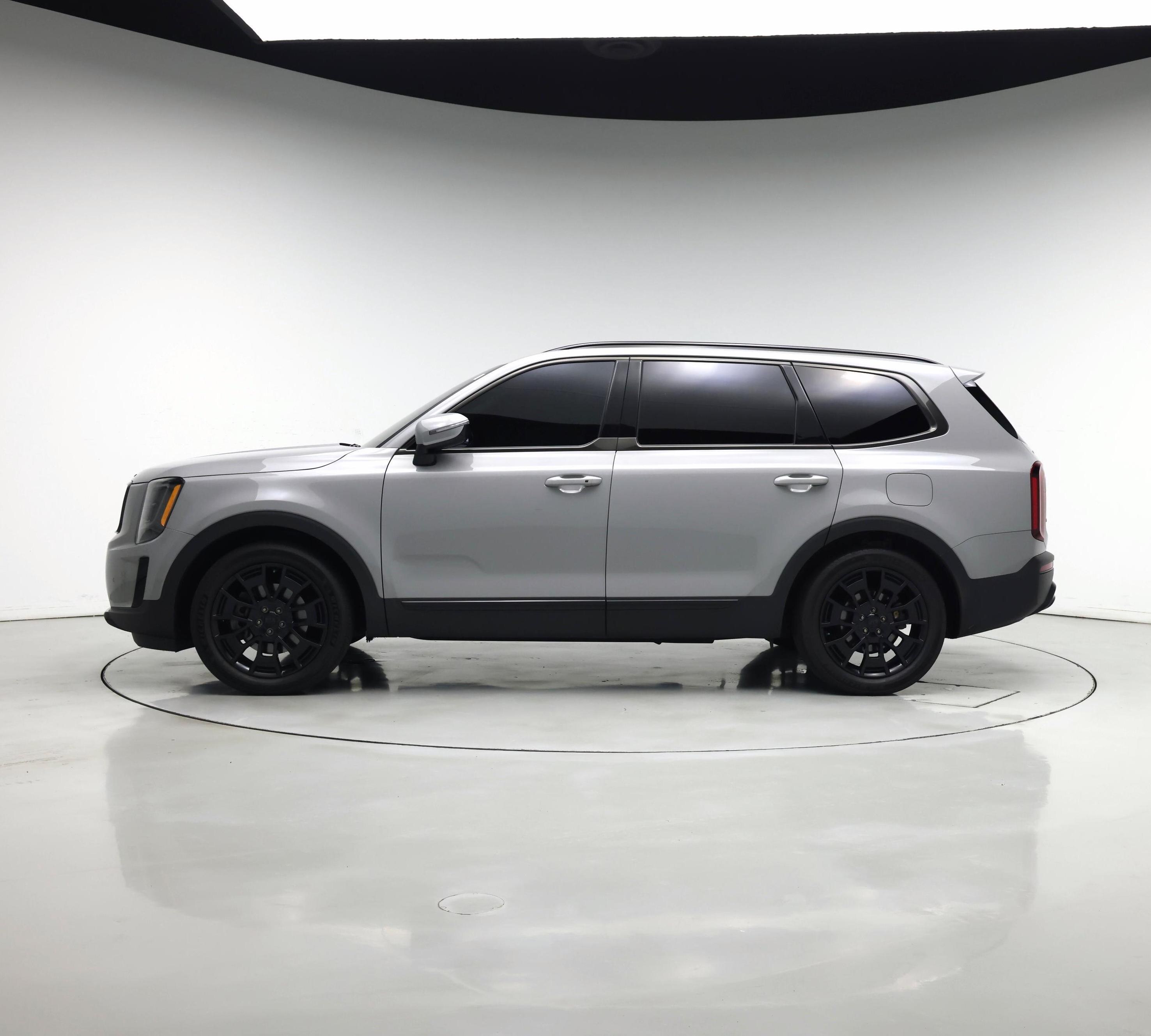Thumbnail: 2021 Kia Telluride - 3