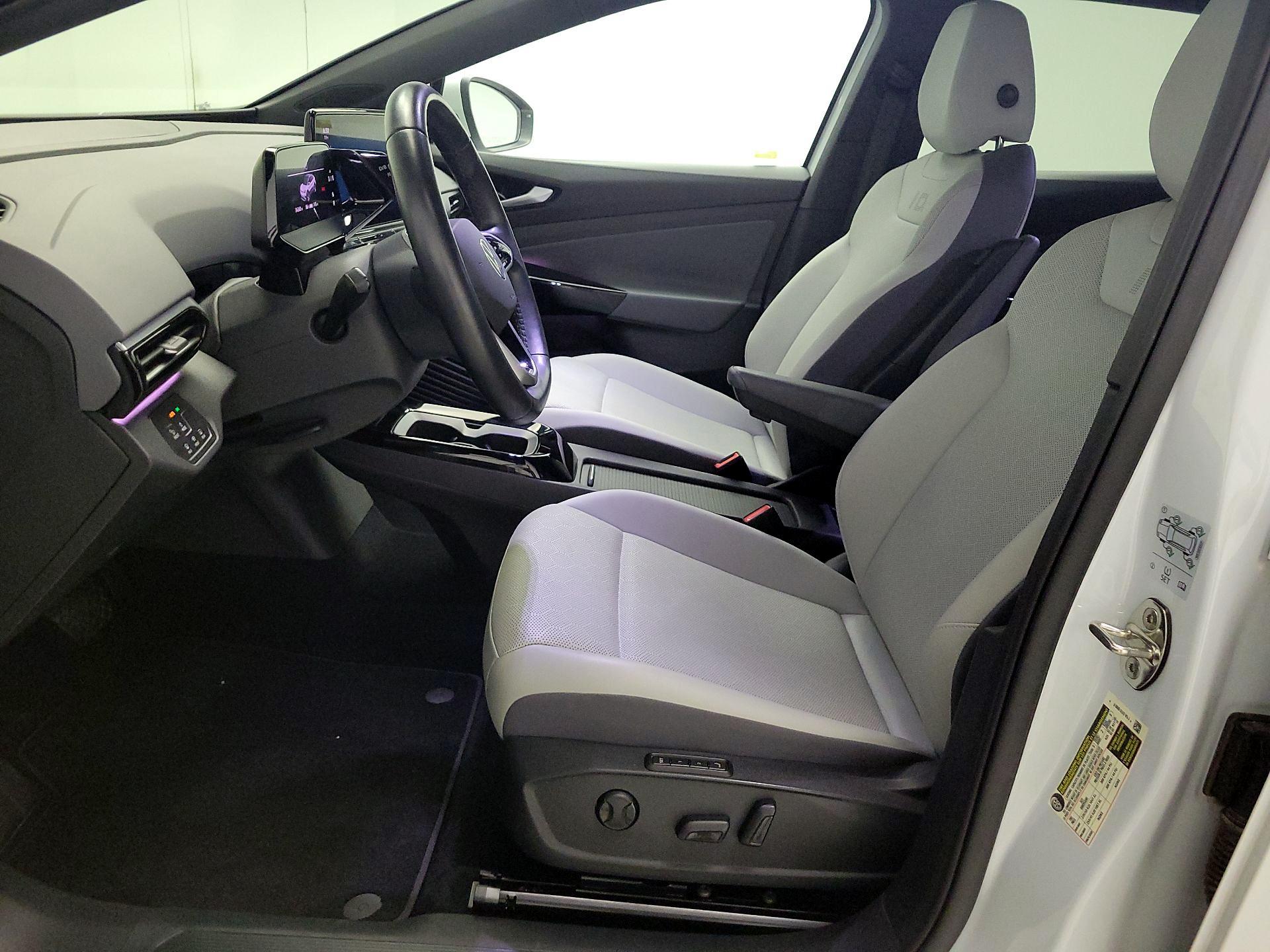 Thumbnail: 2021 Volkswagen ID.4 - 11