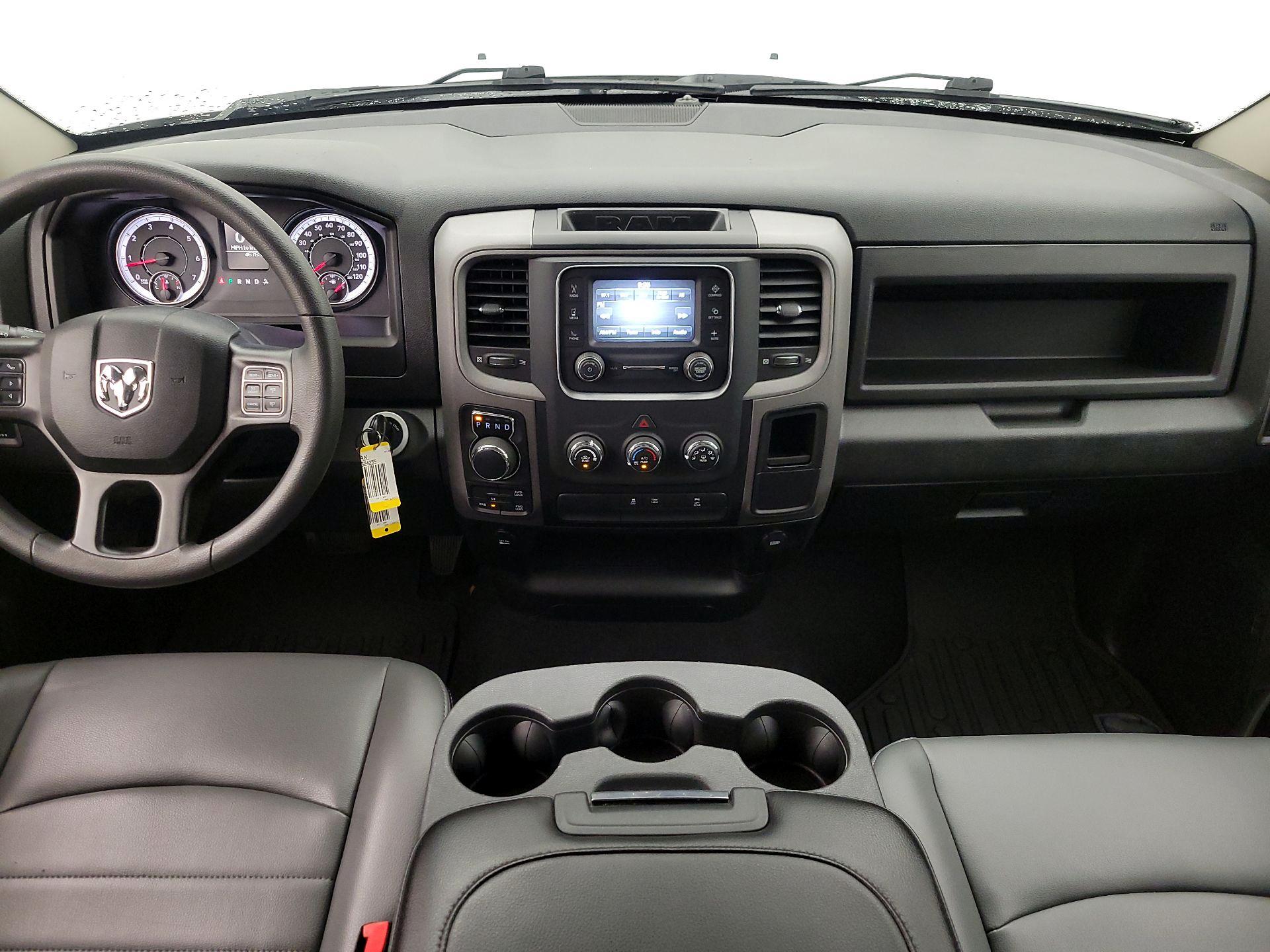 Thumbnail: 2023 RAM 1500 Classic - 9