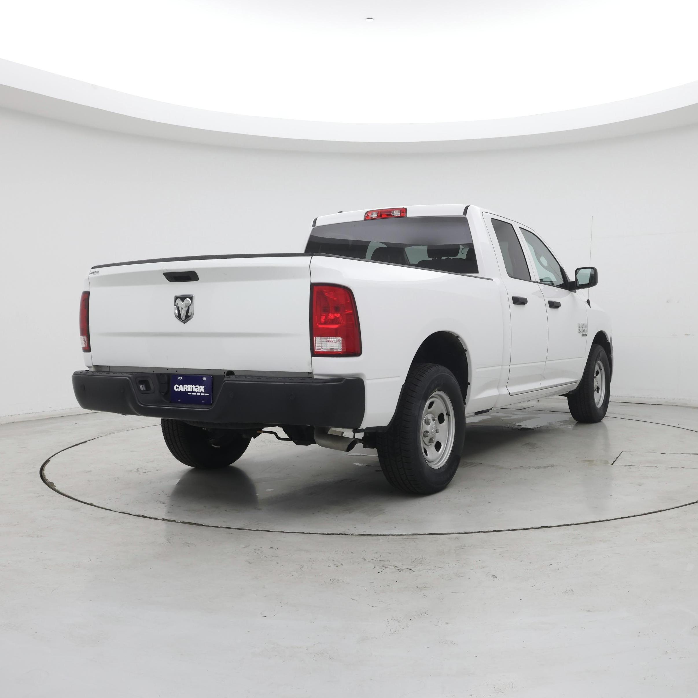 Thumbnail: 2023 RAM 1500 Classic - 8