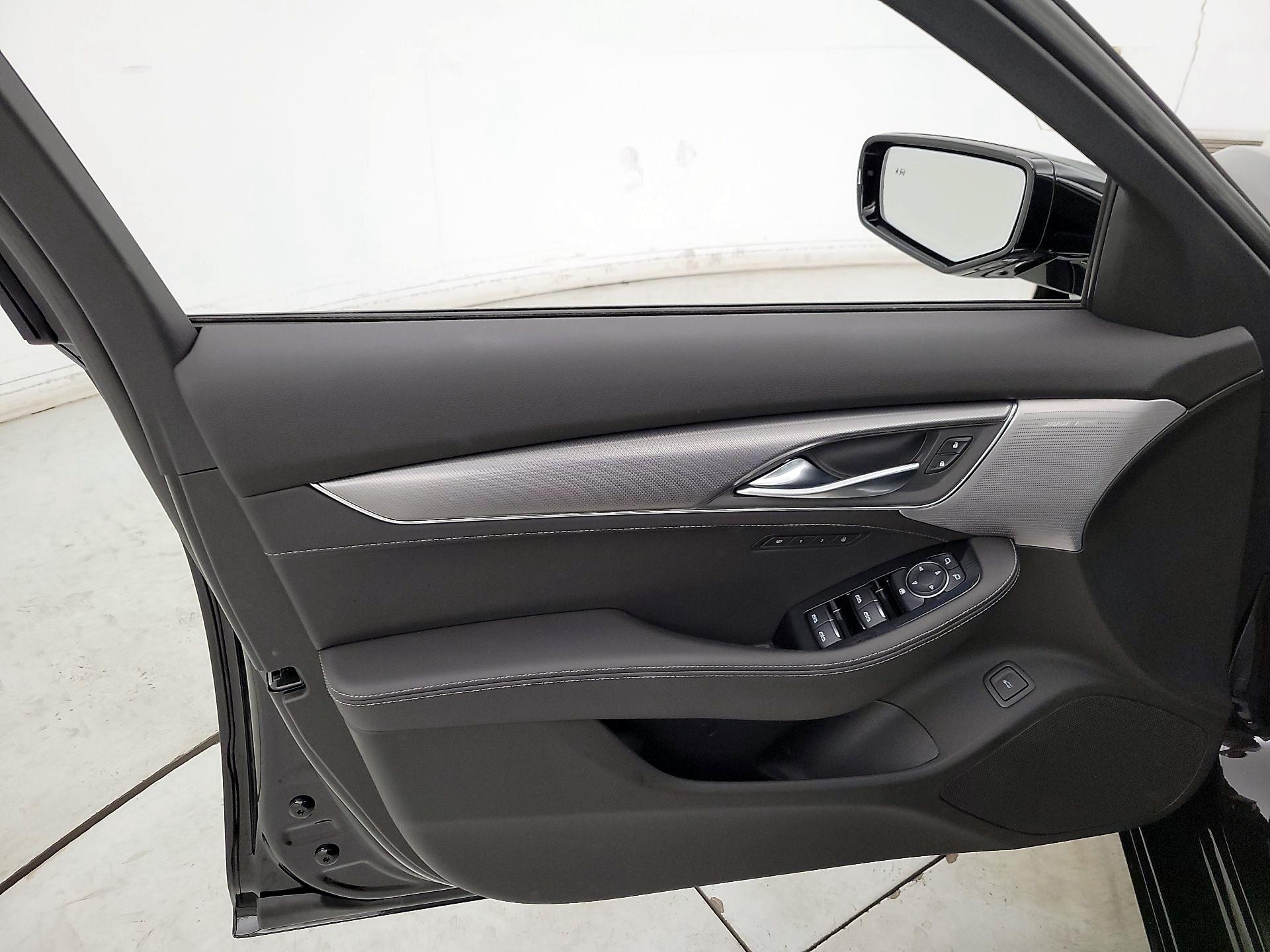 Thumbnail: 2022 Cadillac CT5 - 12