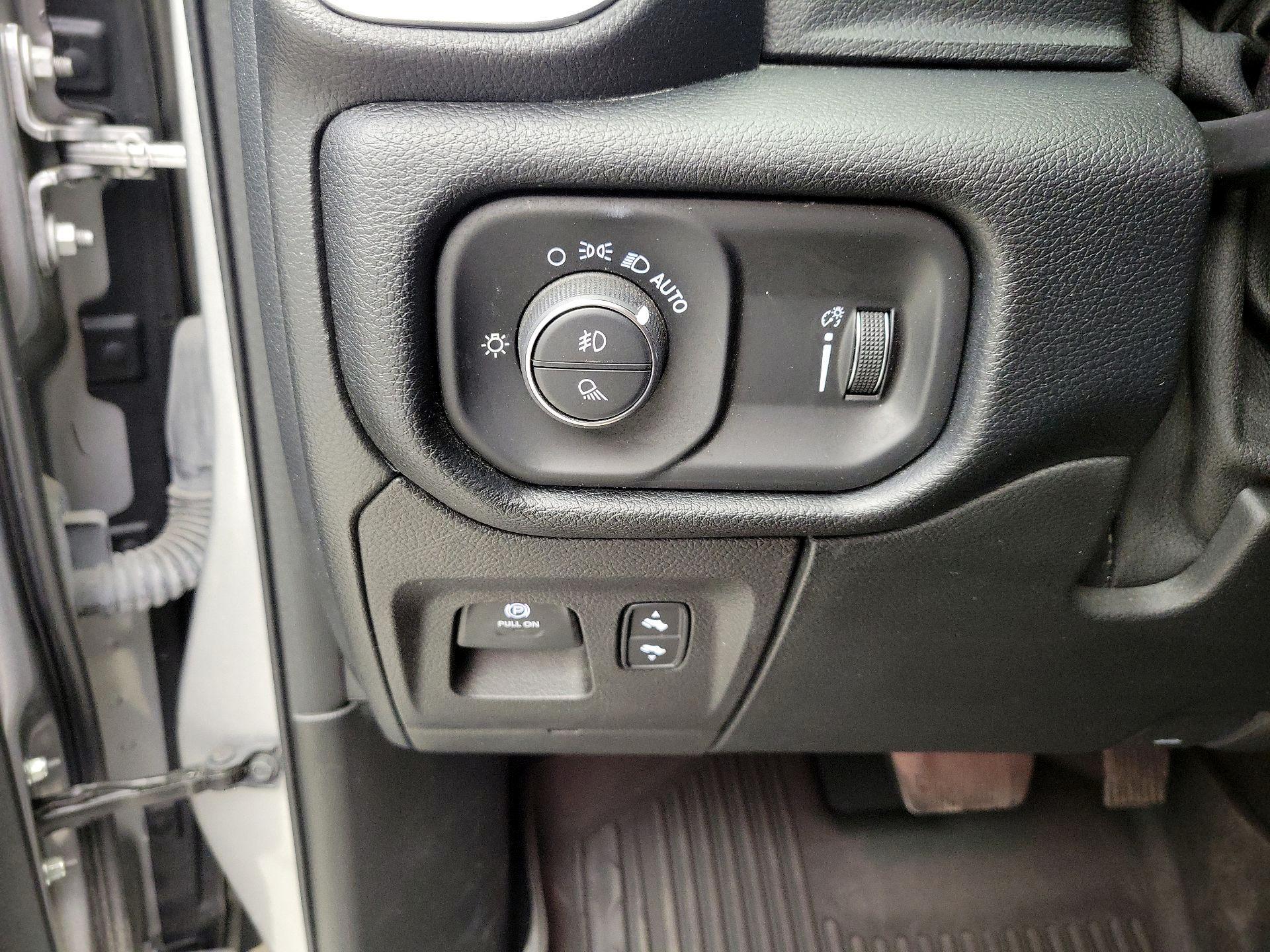Thumbnail: 2021 RAM 1500 - 13