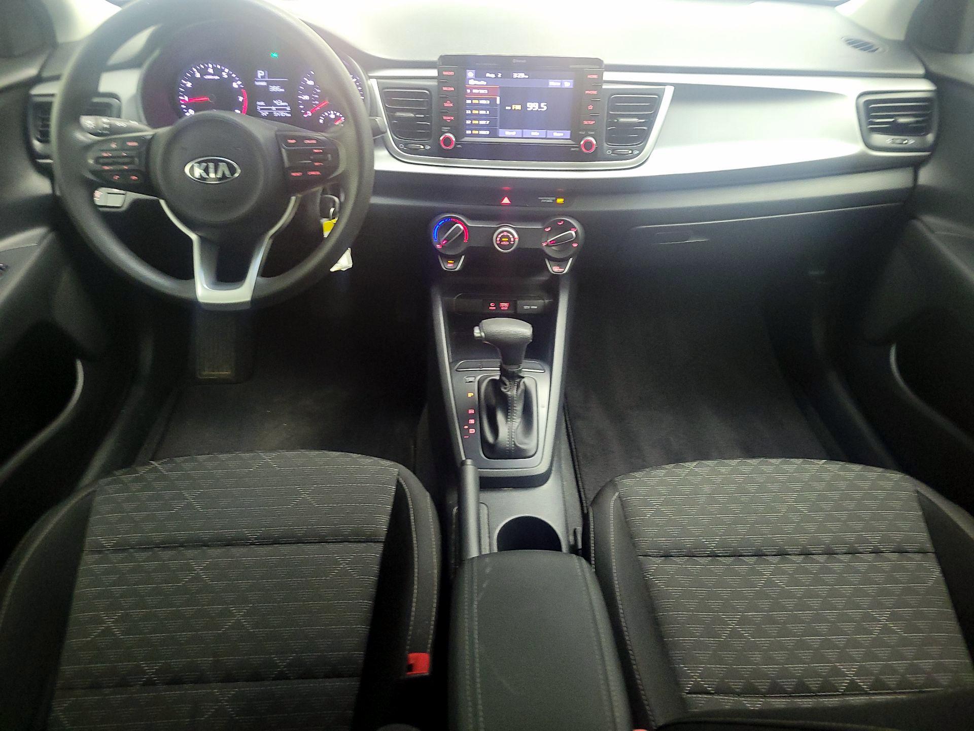 Thumbnail: 2019 Kia Rio - 9