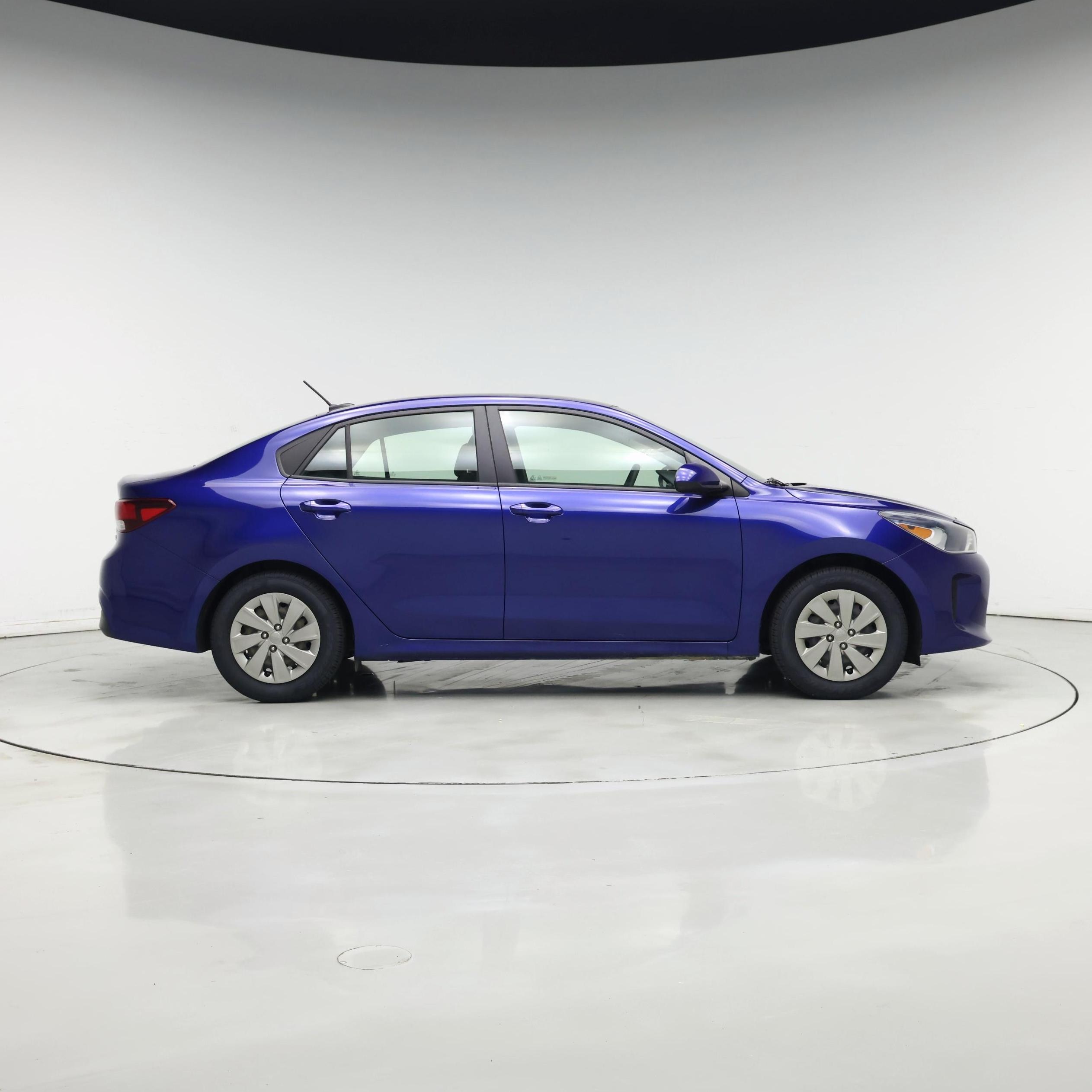 Thumbnail: 2019 Kia Rio - 7